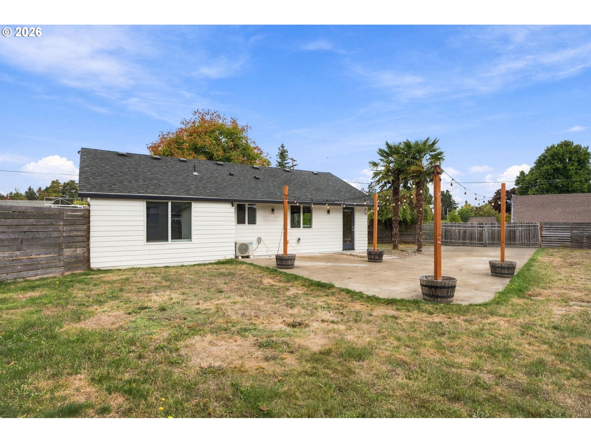2850 NE 111TH DR