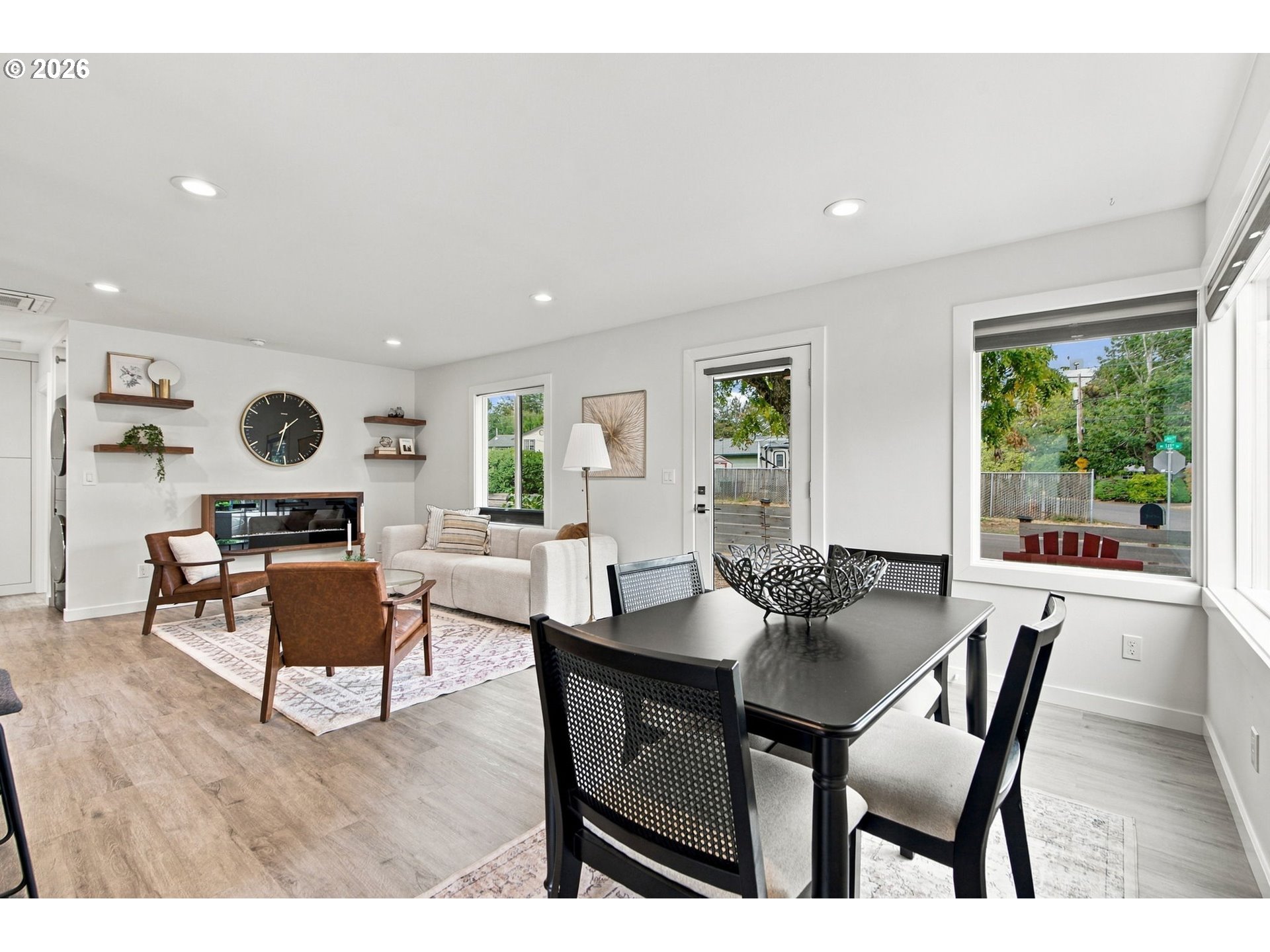 2850 NE 111TH DR
