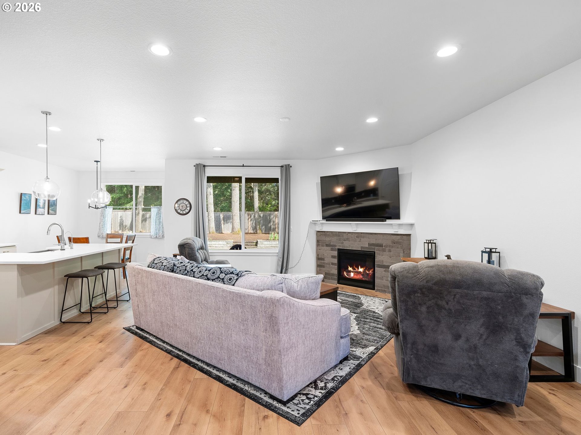 16322 KITTY HAWK AVE