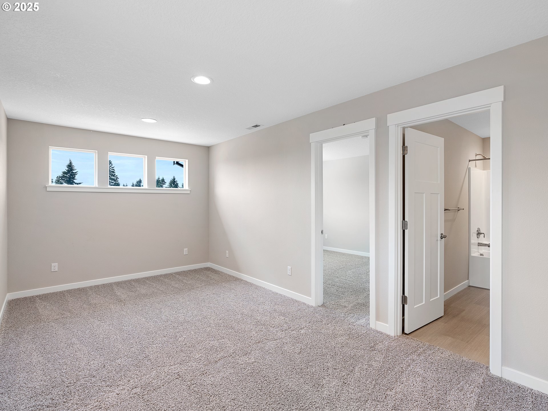 16358 KITTY HAWK AVE