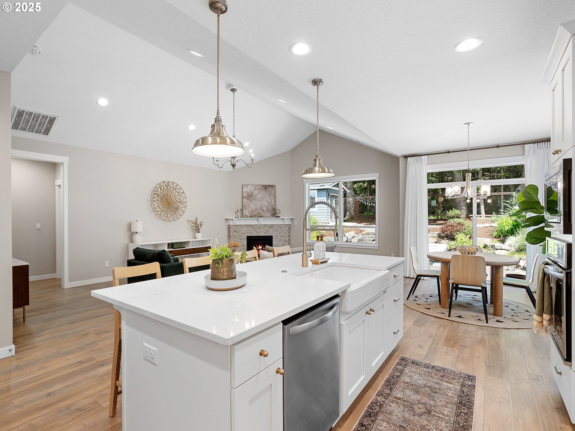 16358 KITTY HAWK AVE