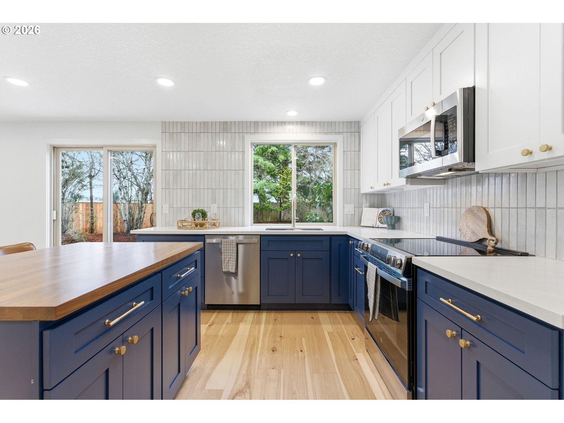 16795 SW ARTESIAN CT