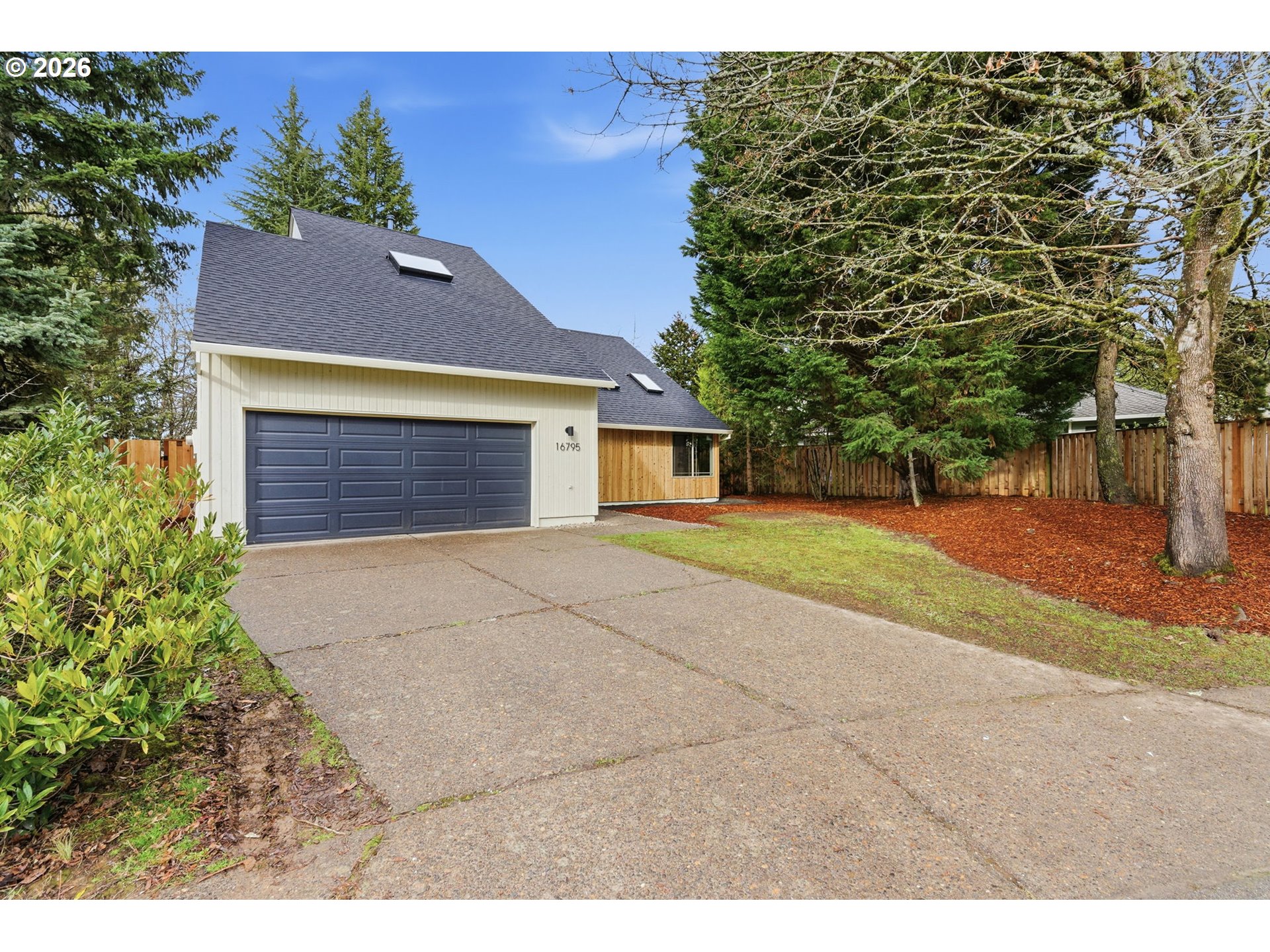 16795 SW ARTESIAN CT