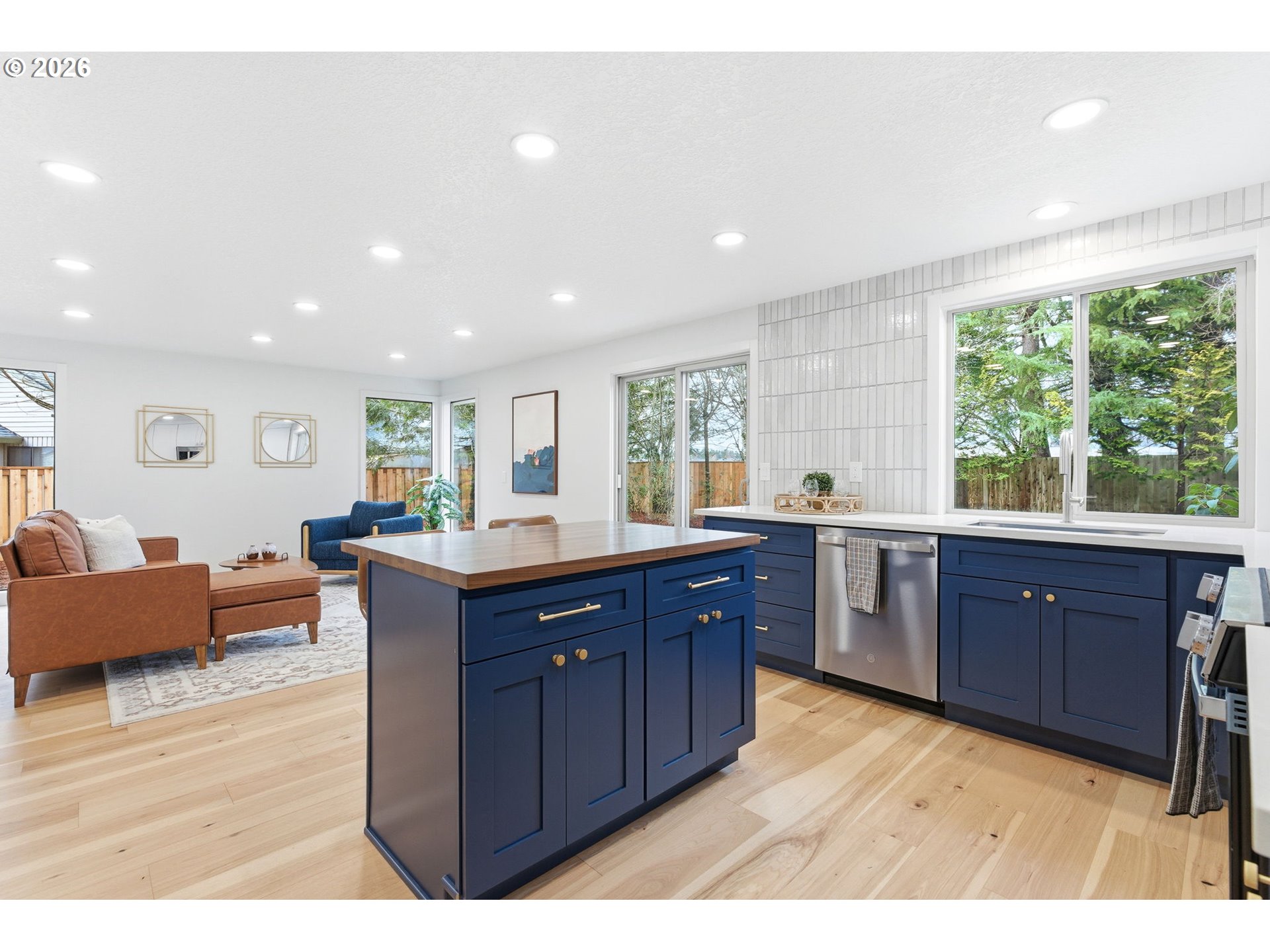 16795 SW ARTESIAN CT