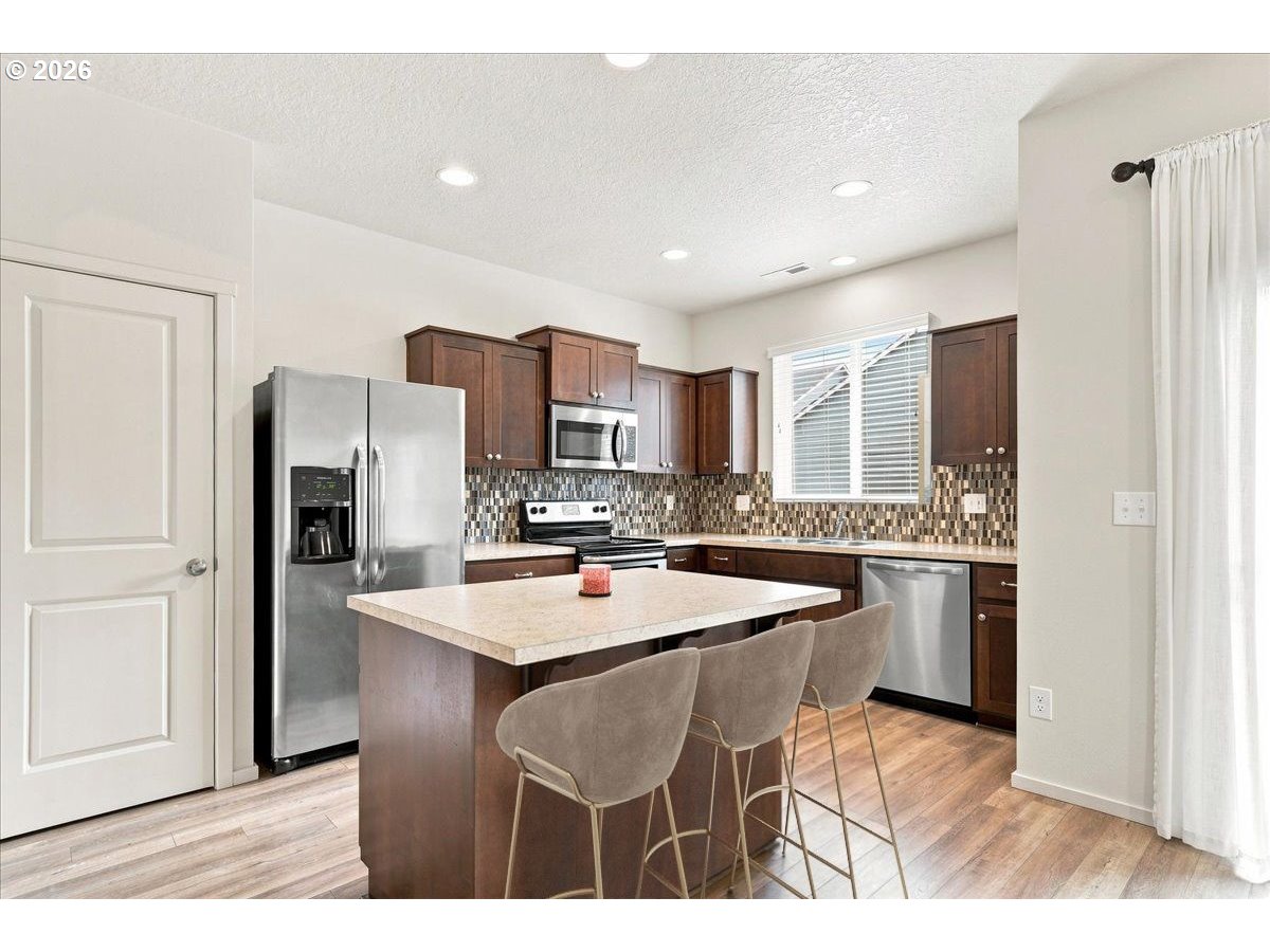 8511 NE 13TH PL