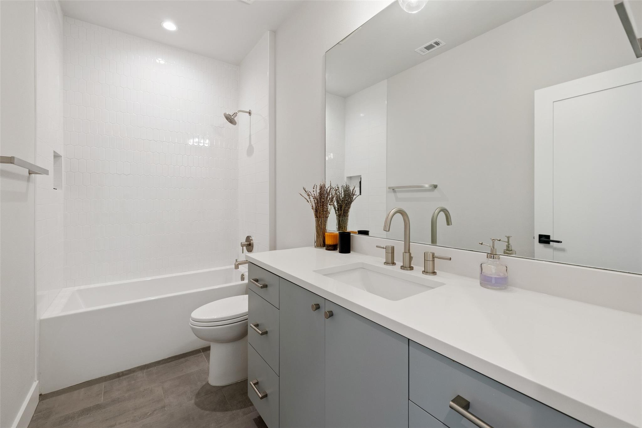 1504 Ruth Ave # 3