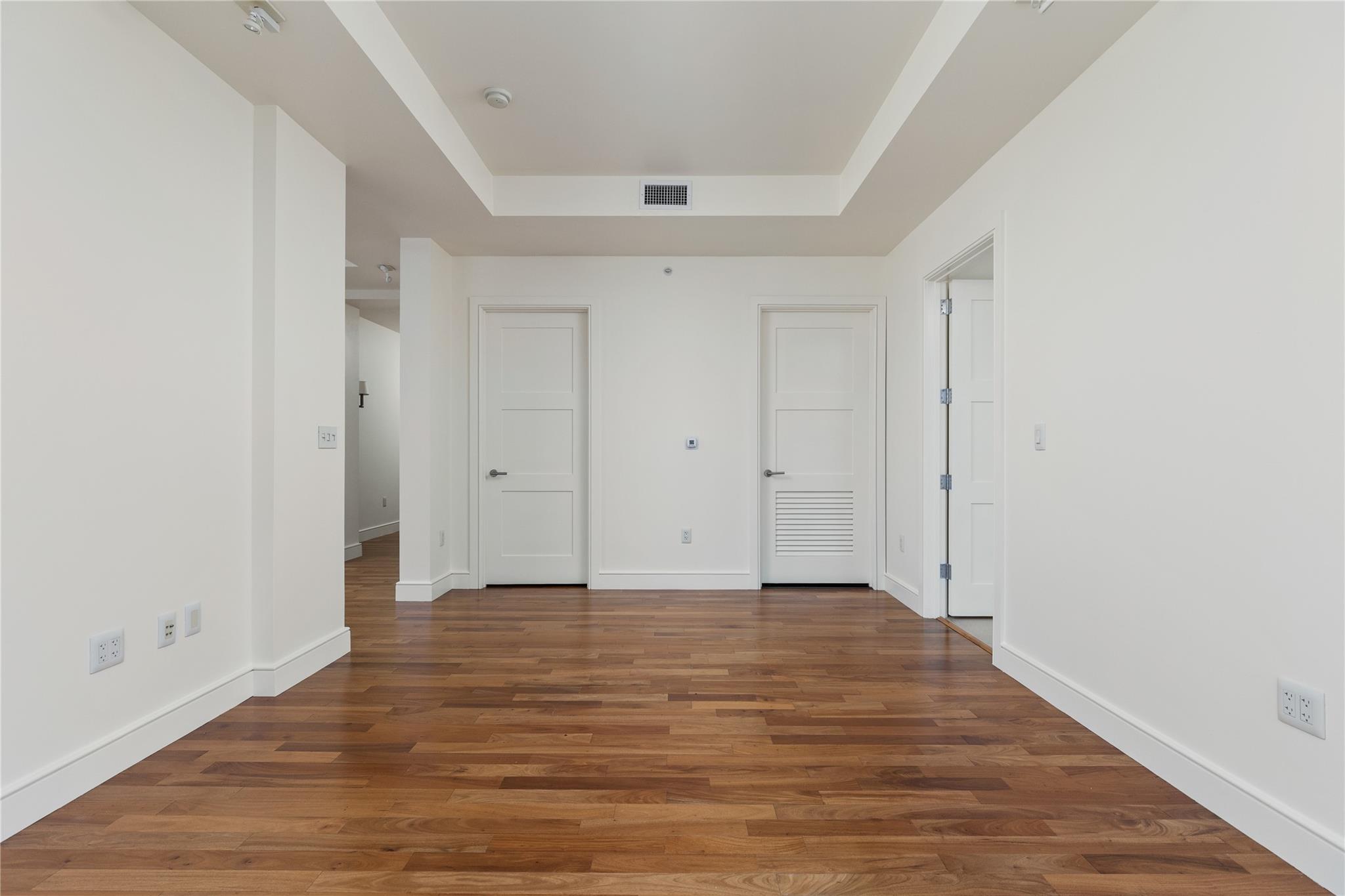 98 San Jacinto BLVD # 1502