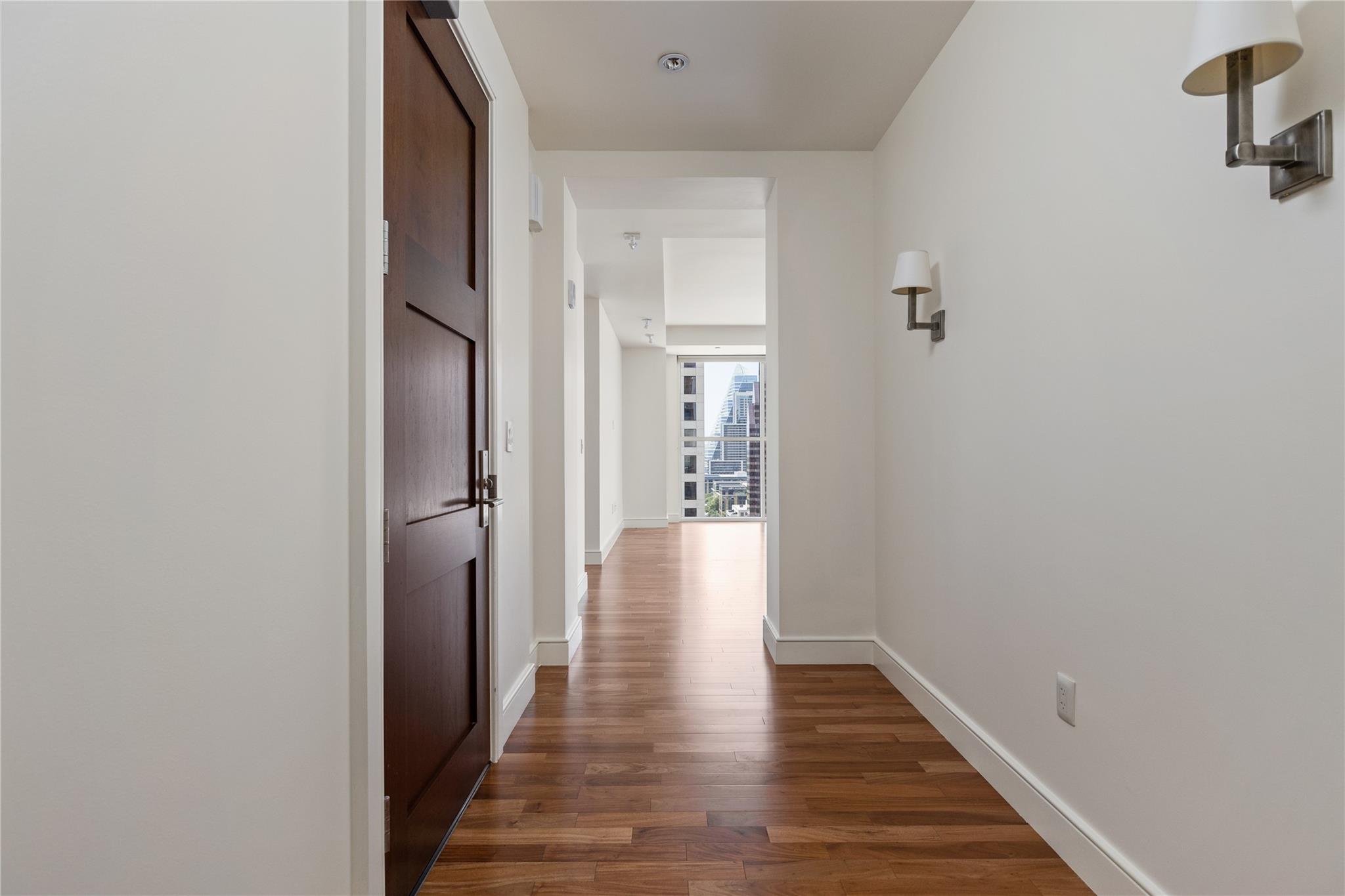 98 San Jacinto BLVD # 1502