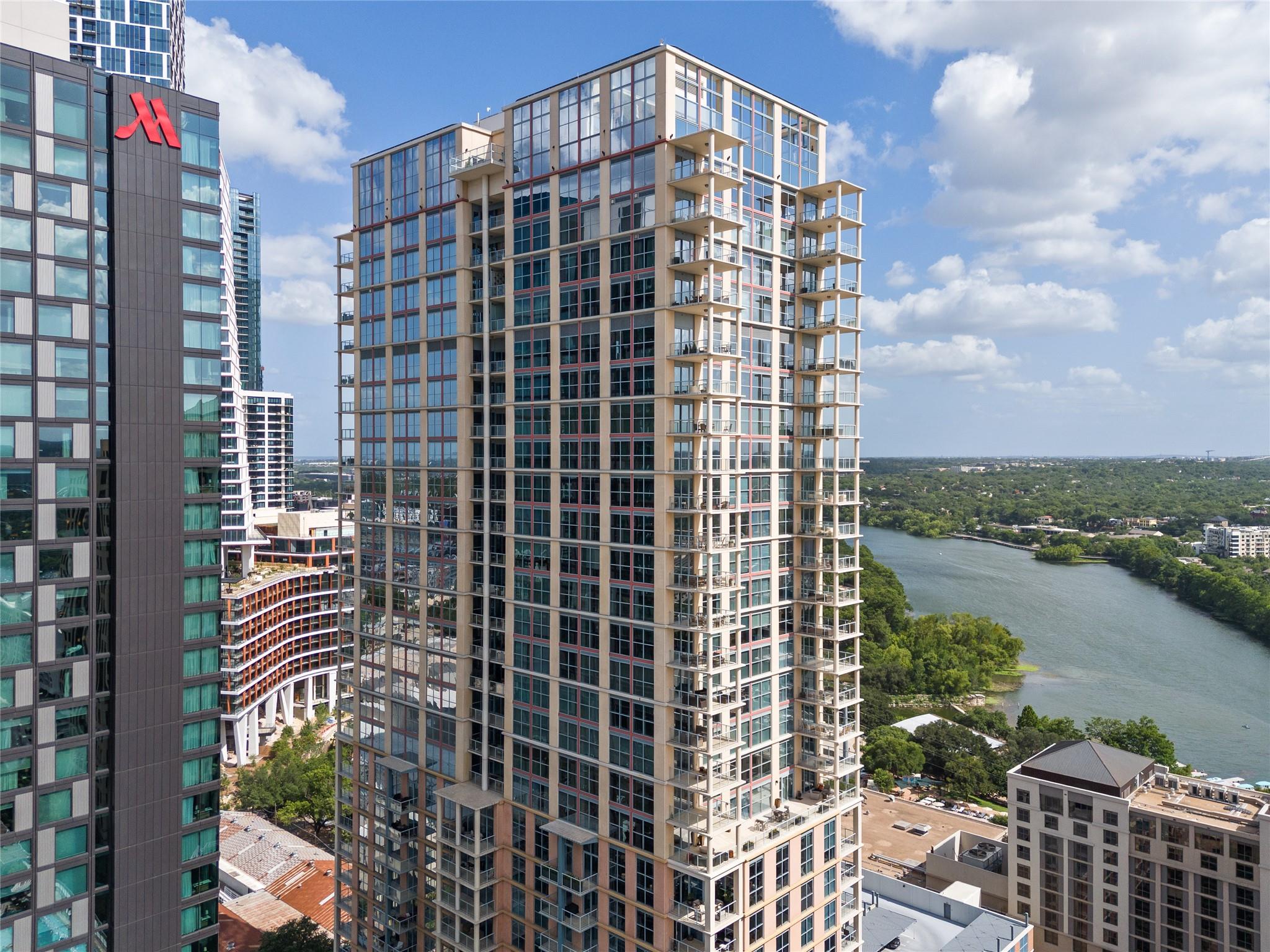 98 San Jacinto BLVD # 1502