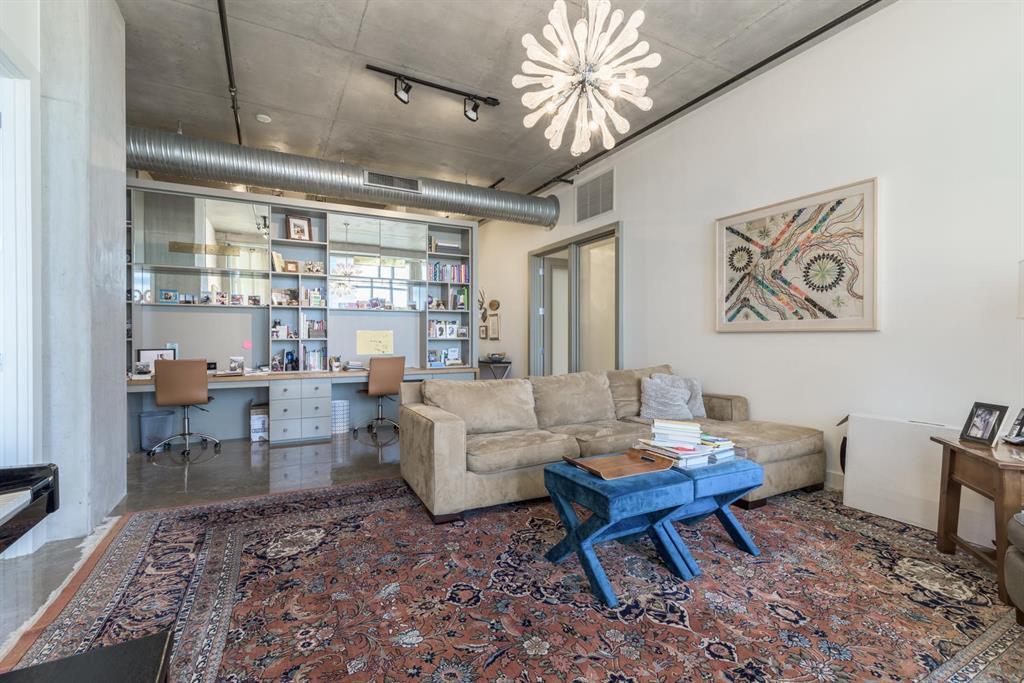 800 W 5th ST # 1007