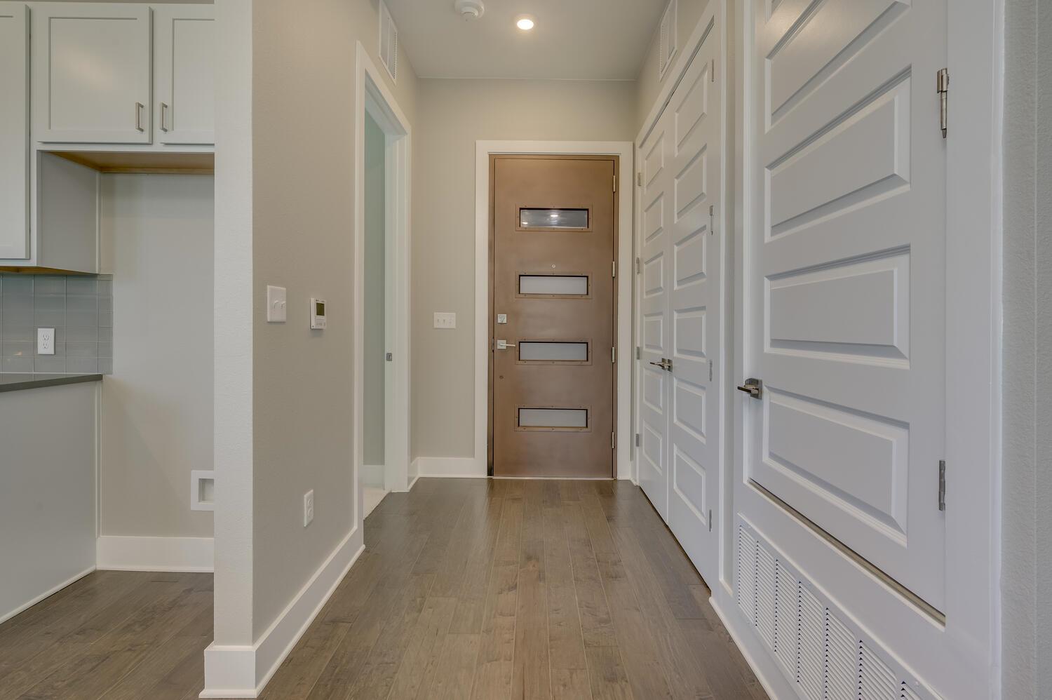 4325 Jackson Ave # 2105