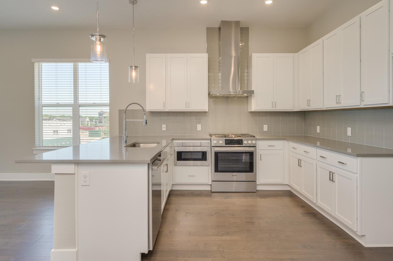4325 Jackson Ave # 2105