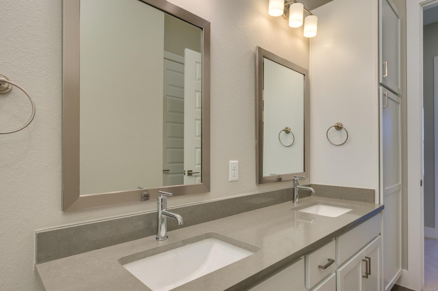 4325 Jackson Ave # 2105