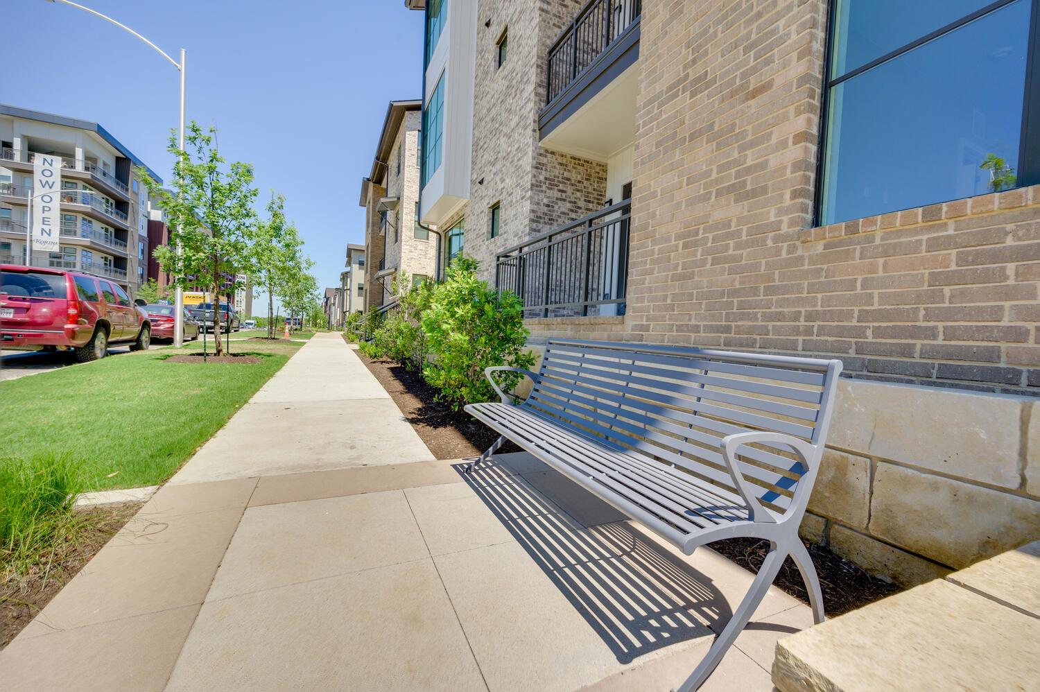 4325 Jackson Ave # 2105