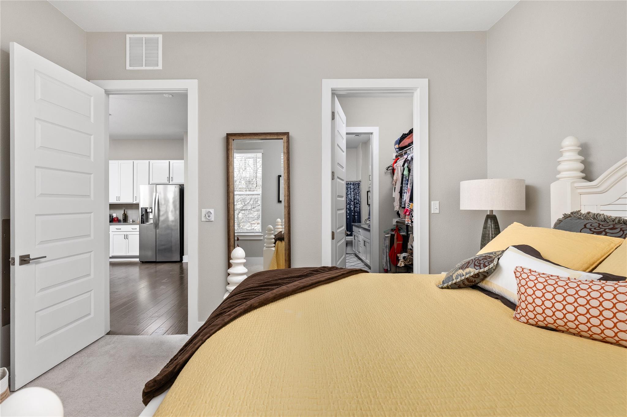 4325 Jackson Ave # 2105