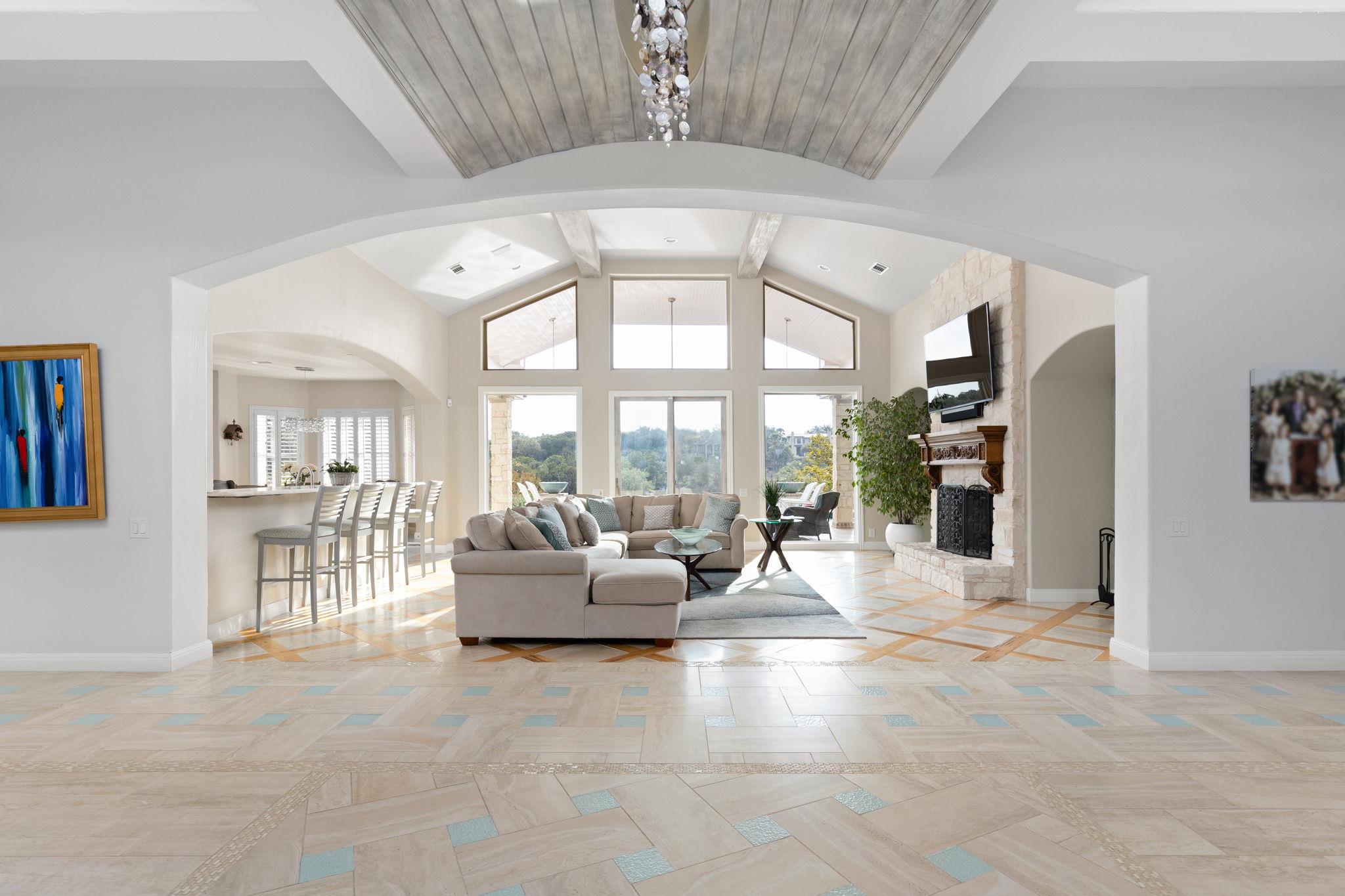 805 Brooks Hollow RD