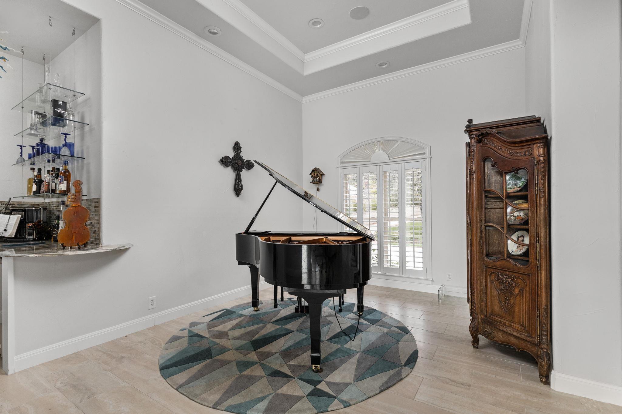 805 Brooks Hollow RD