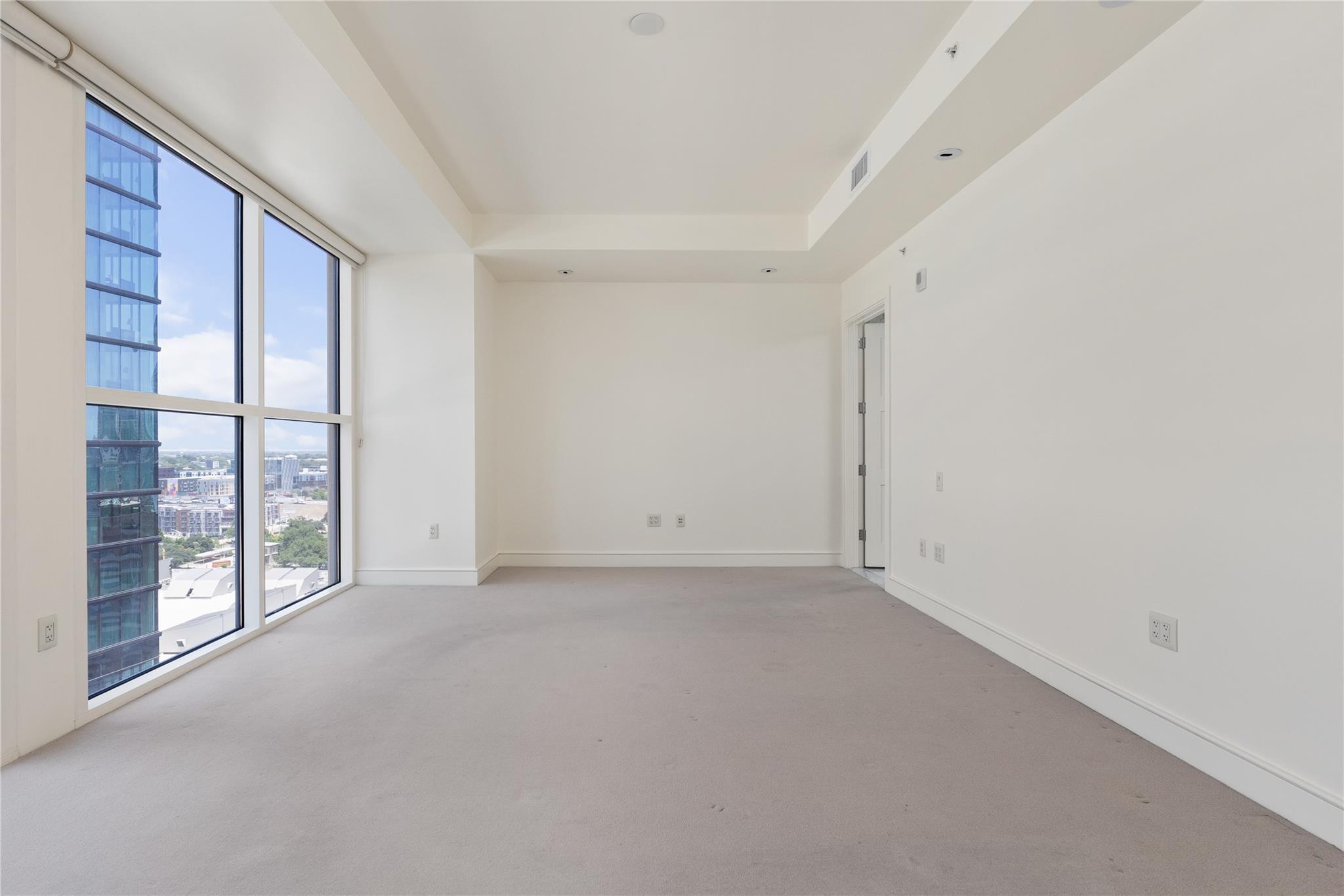 98 San Jacinto BLVD # 1502