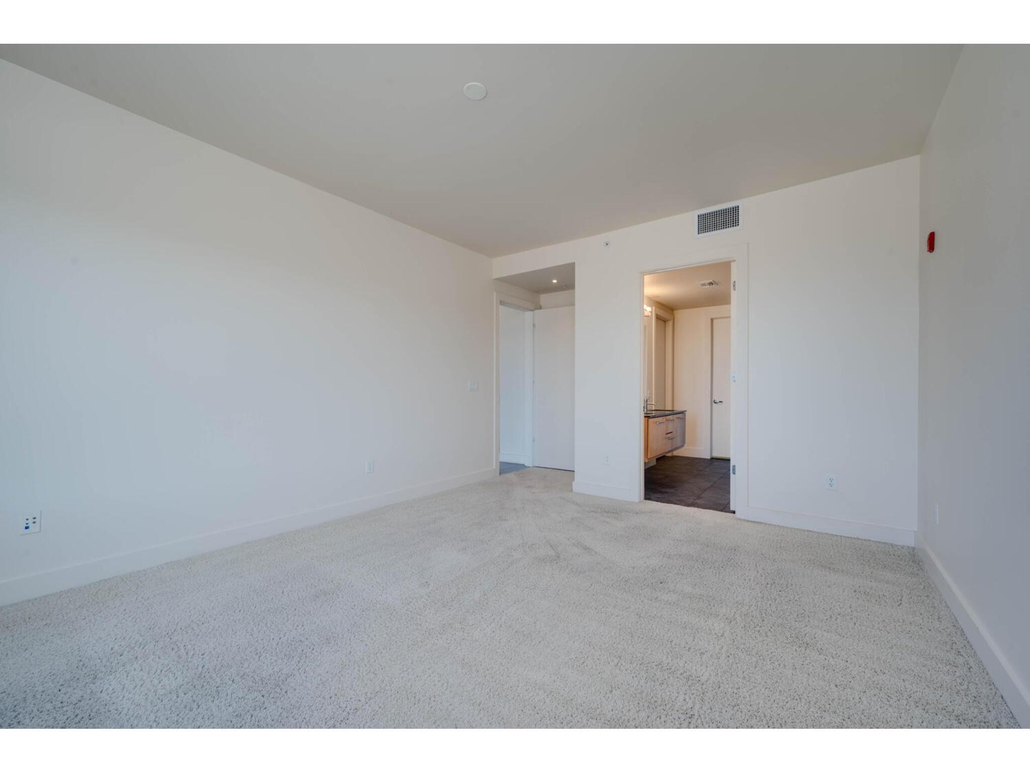 210 Lee Barton DR # 411