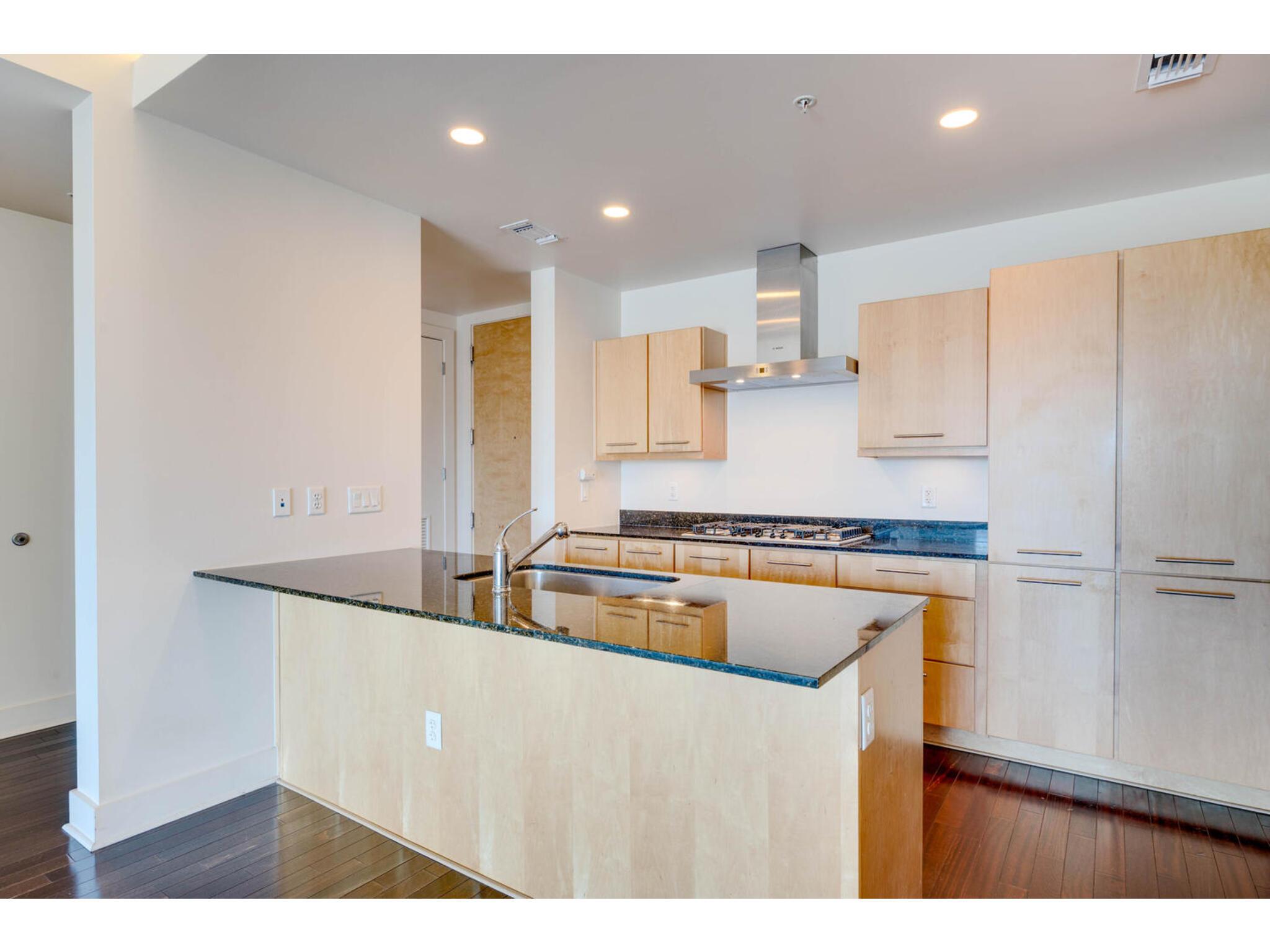 210 Lee Barton DR # 411