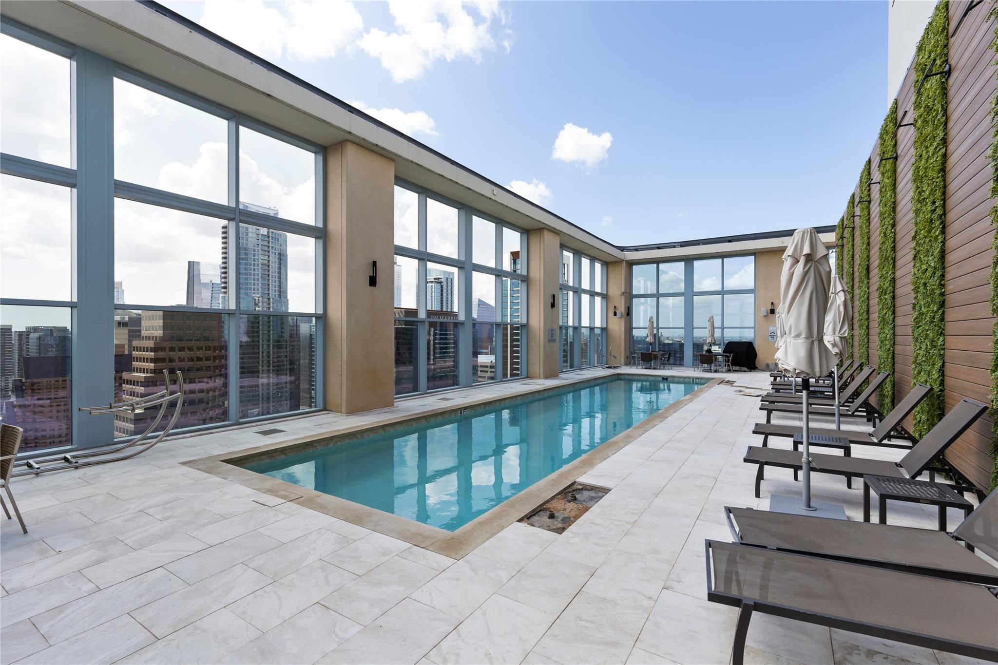 98 San Jacinto BLVD # 1502