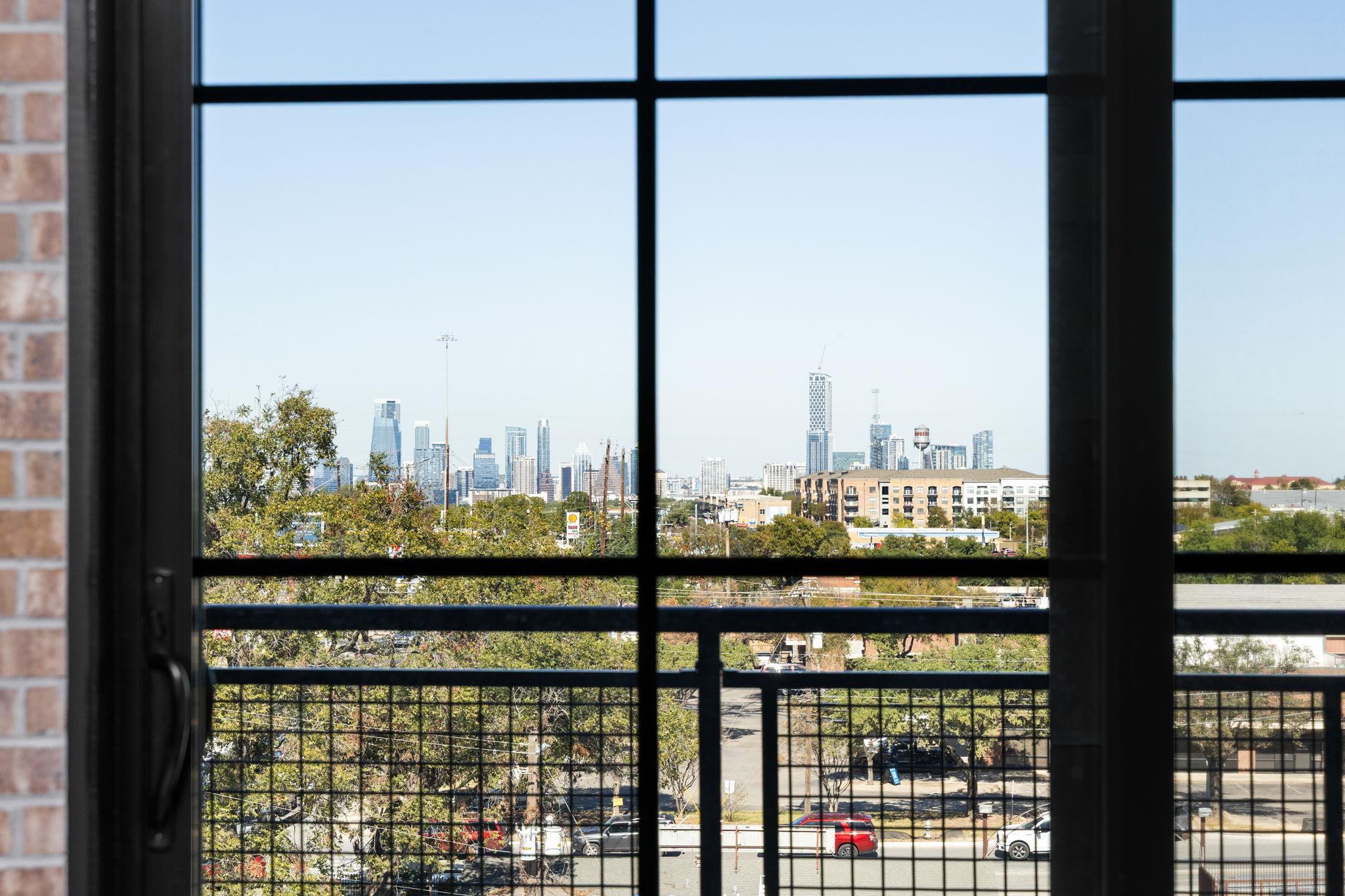 4315 S Congress Ave # 527