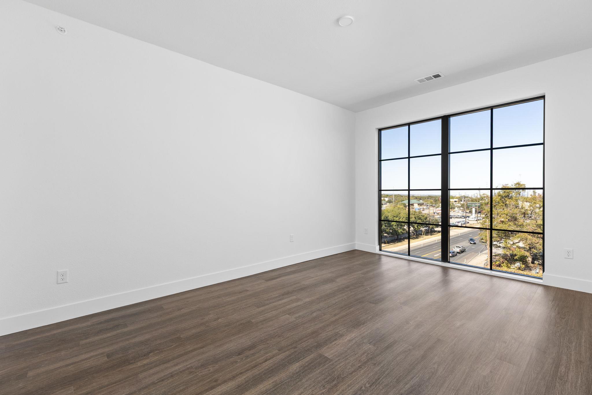 4315 S Congress Ave # 527