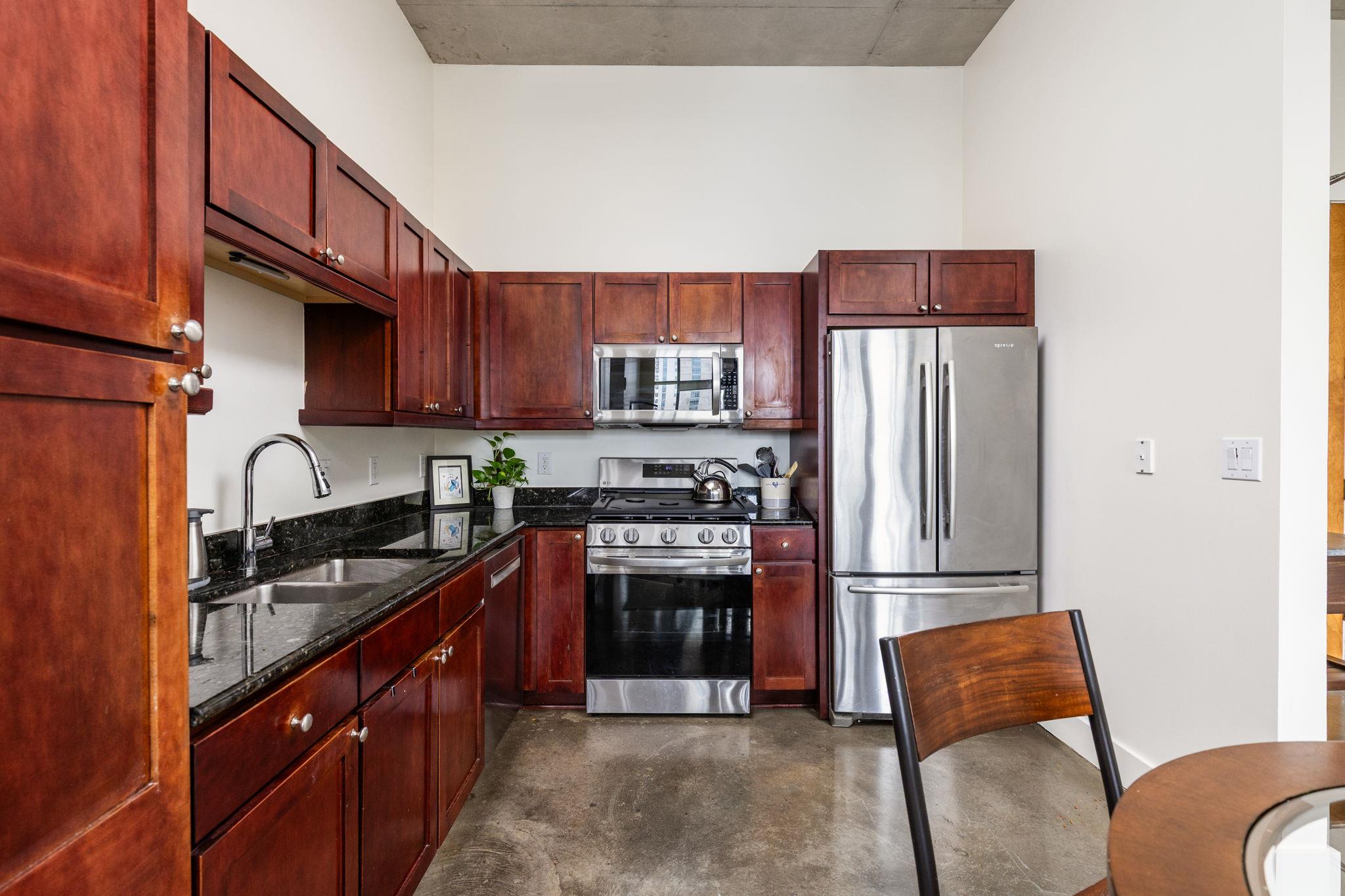 800 W 5th ST # 507