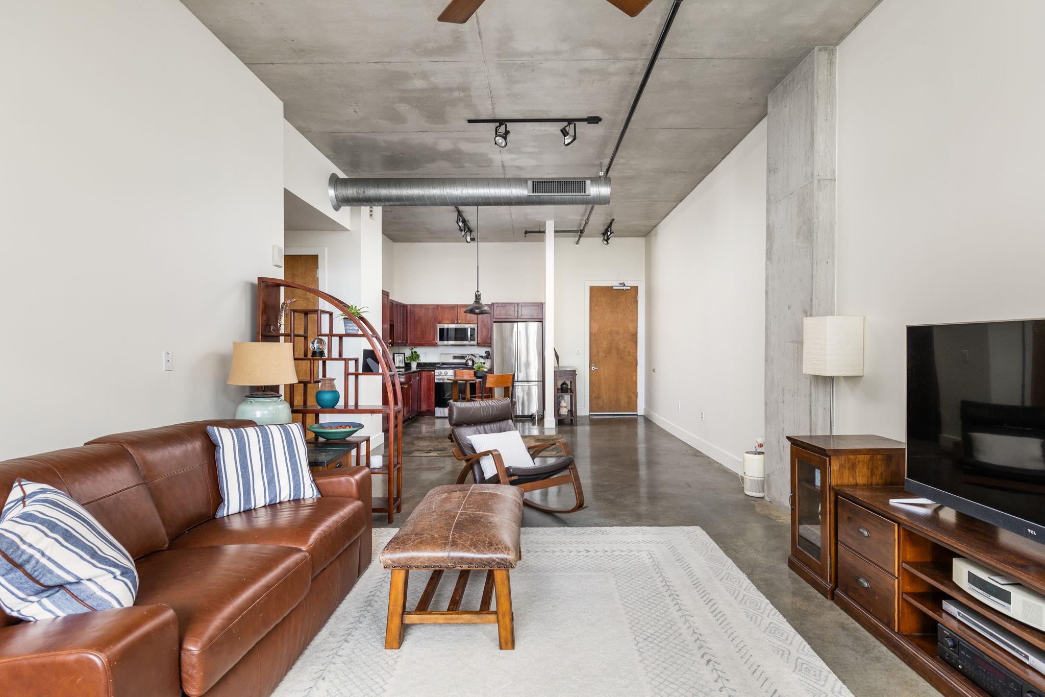 800 W 5th ST # 507