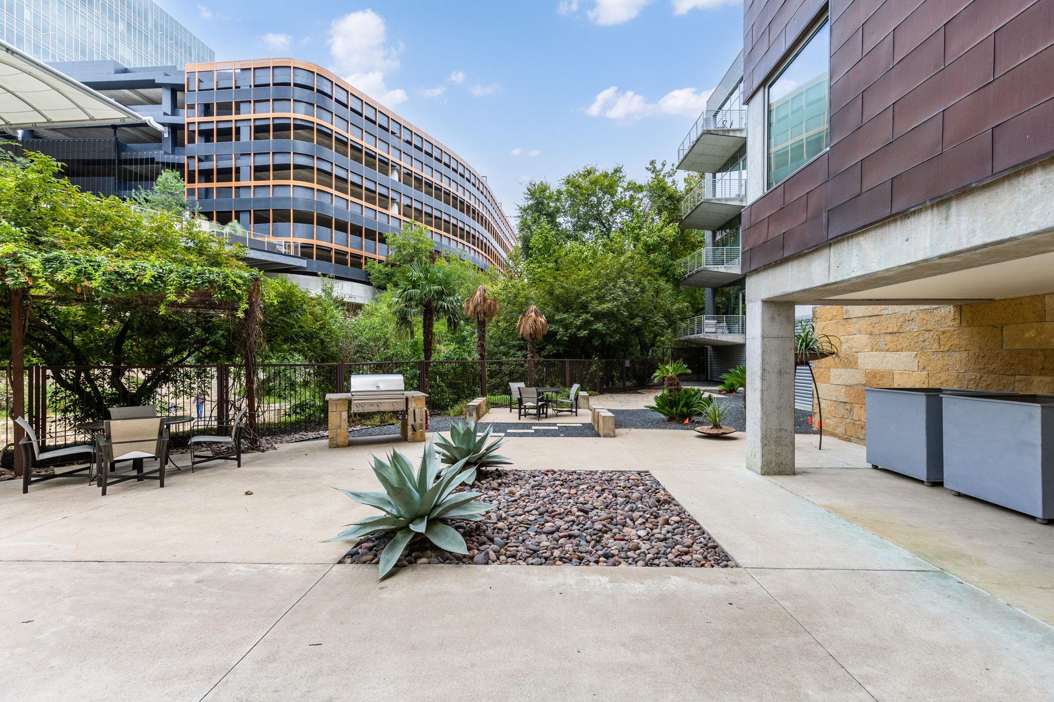 800 W 5th ST # 507