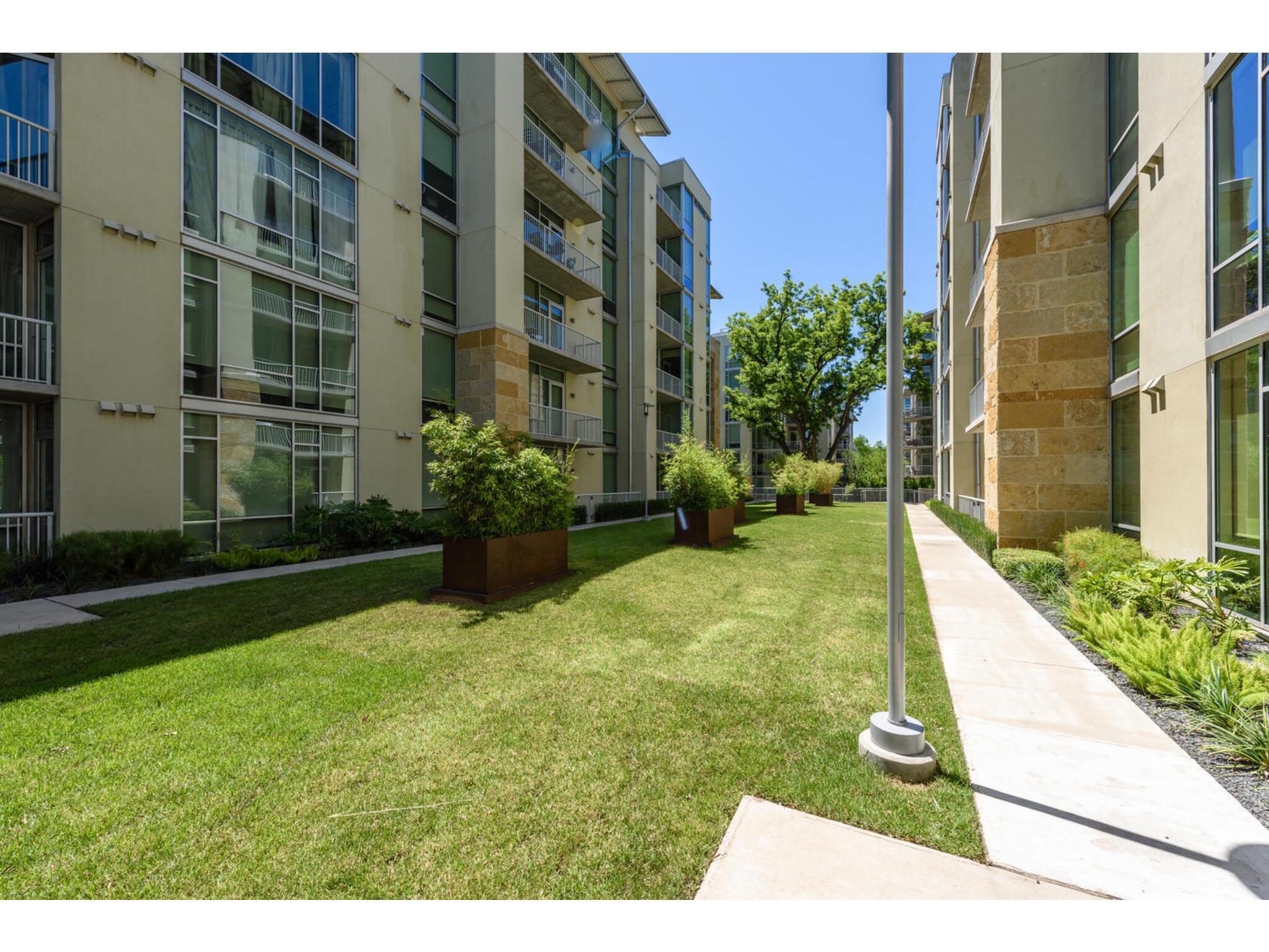 1600 Barton Springs RD # 5509