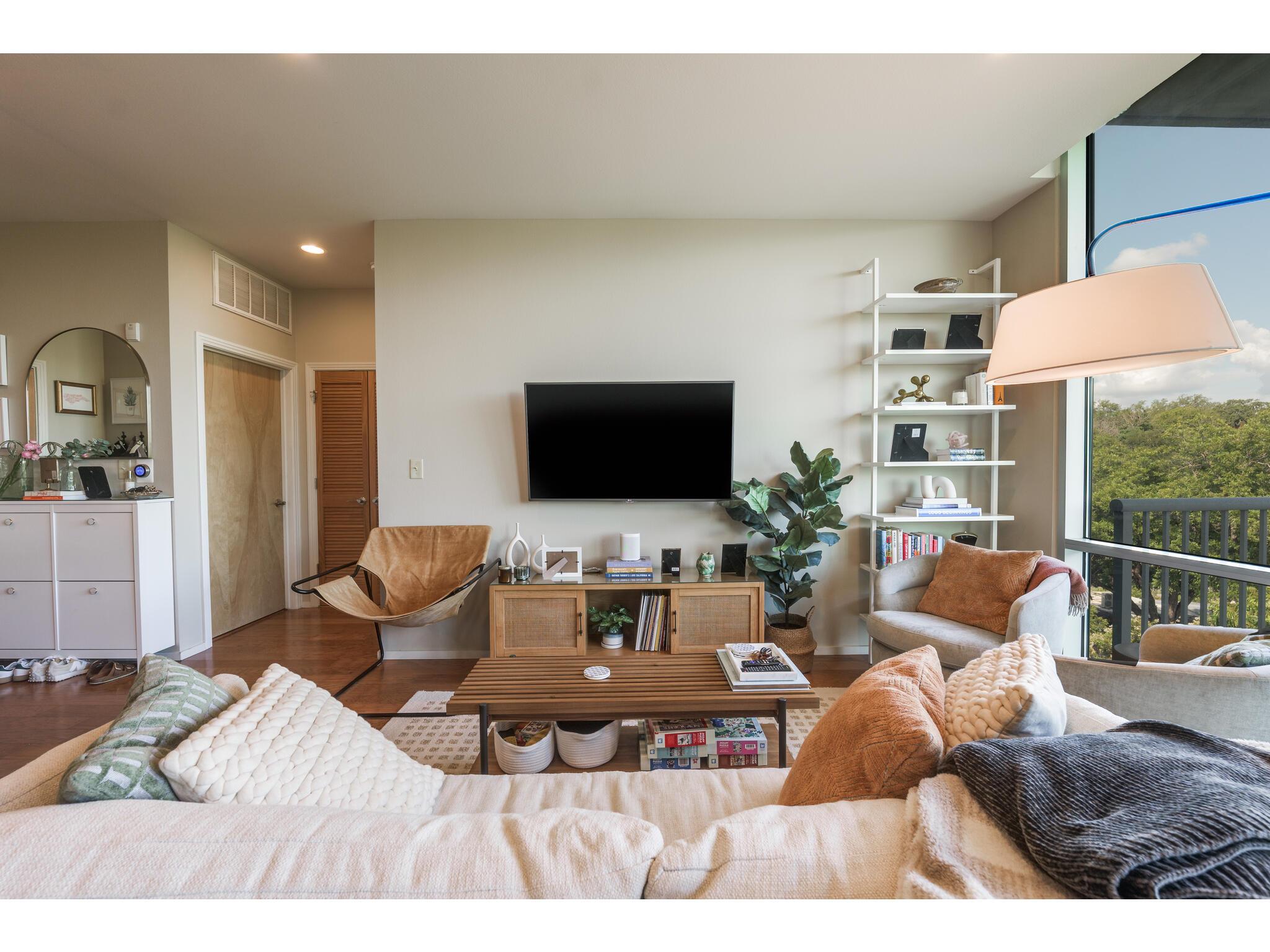1600 Barton Springs RD # 5509