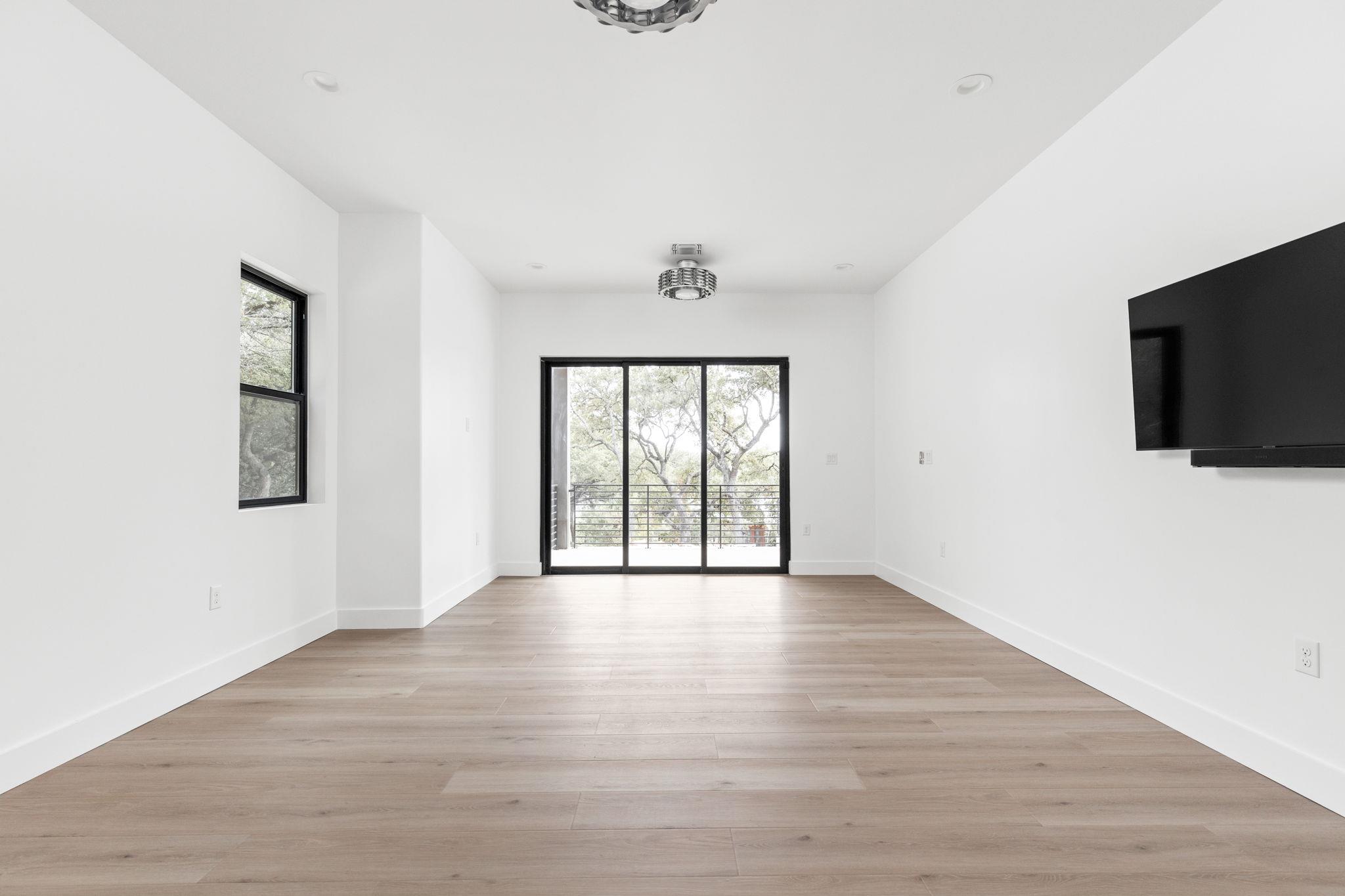 1105 Oak Hurst RD