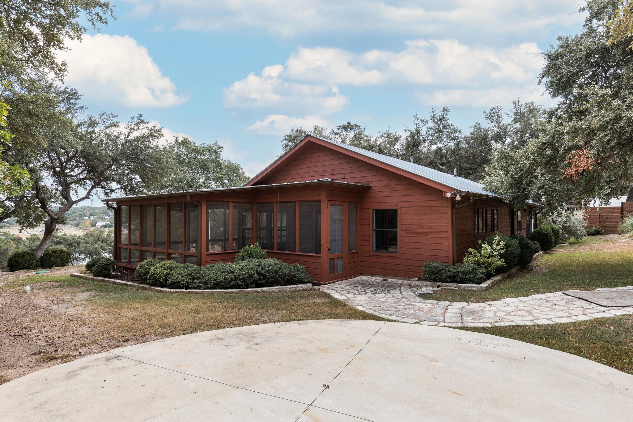 1105 Oak Hurst RD