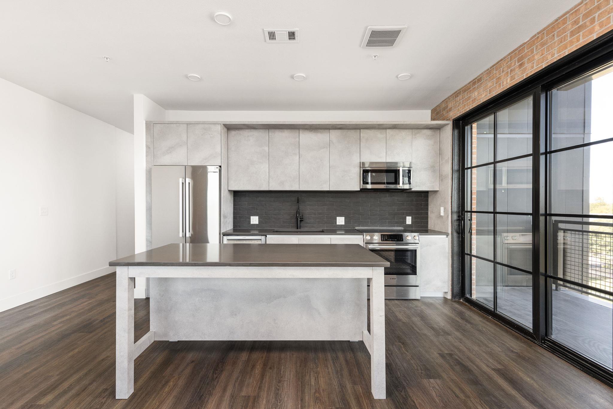 4315 S Congress Ave # 426