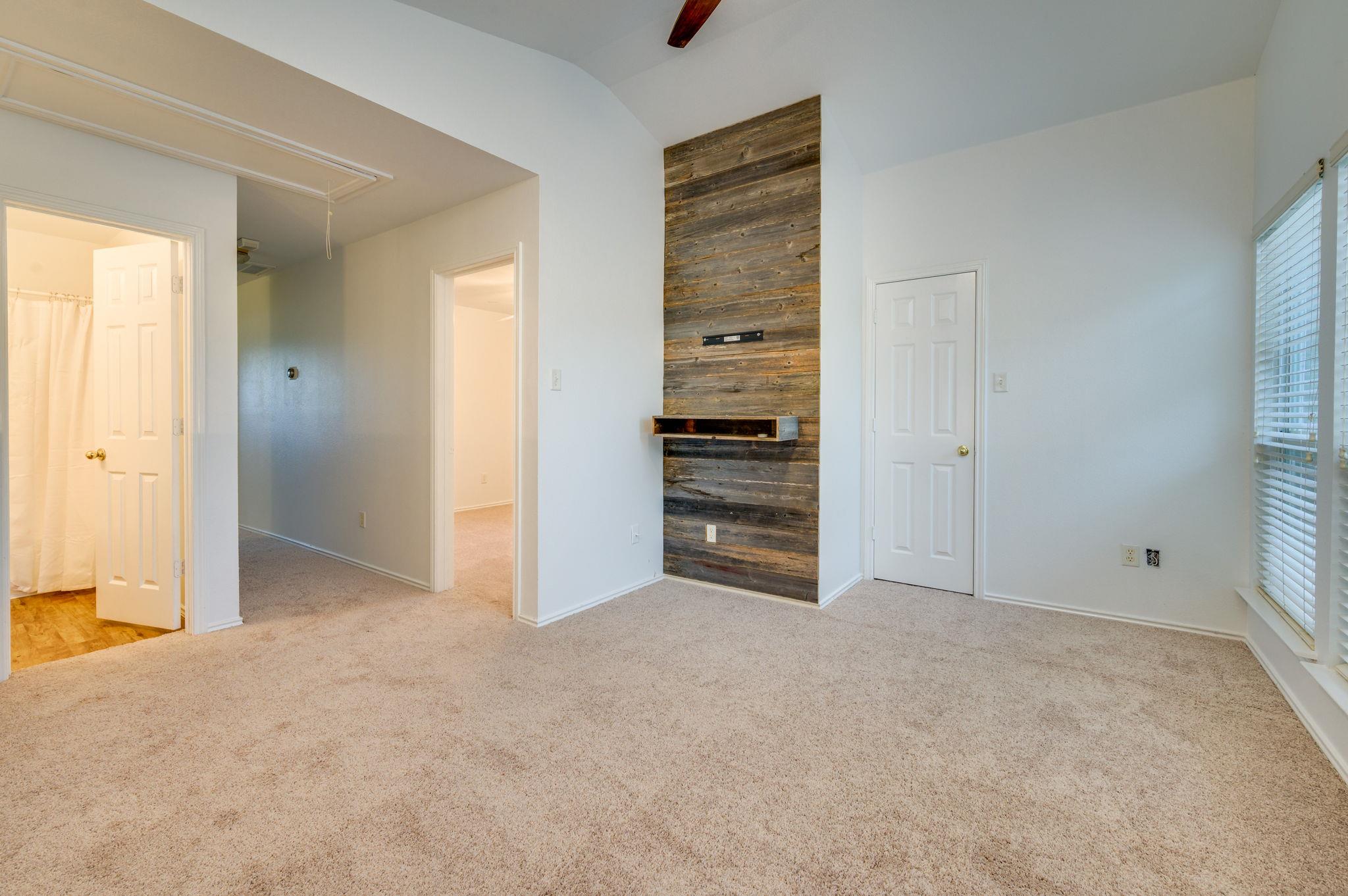 1112 Sundrop PL