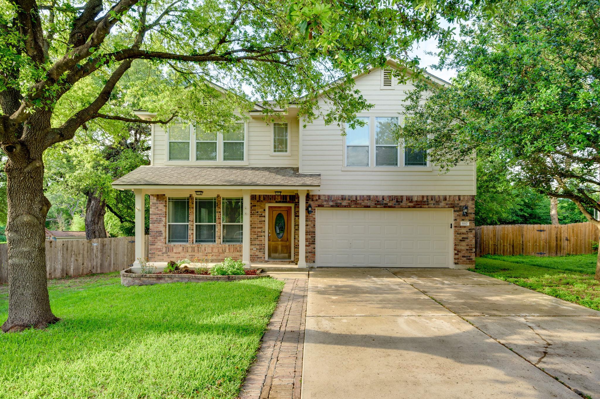 1112 Sundrop PL