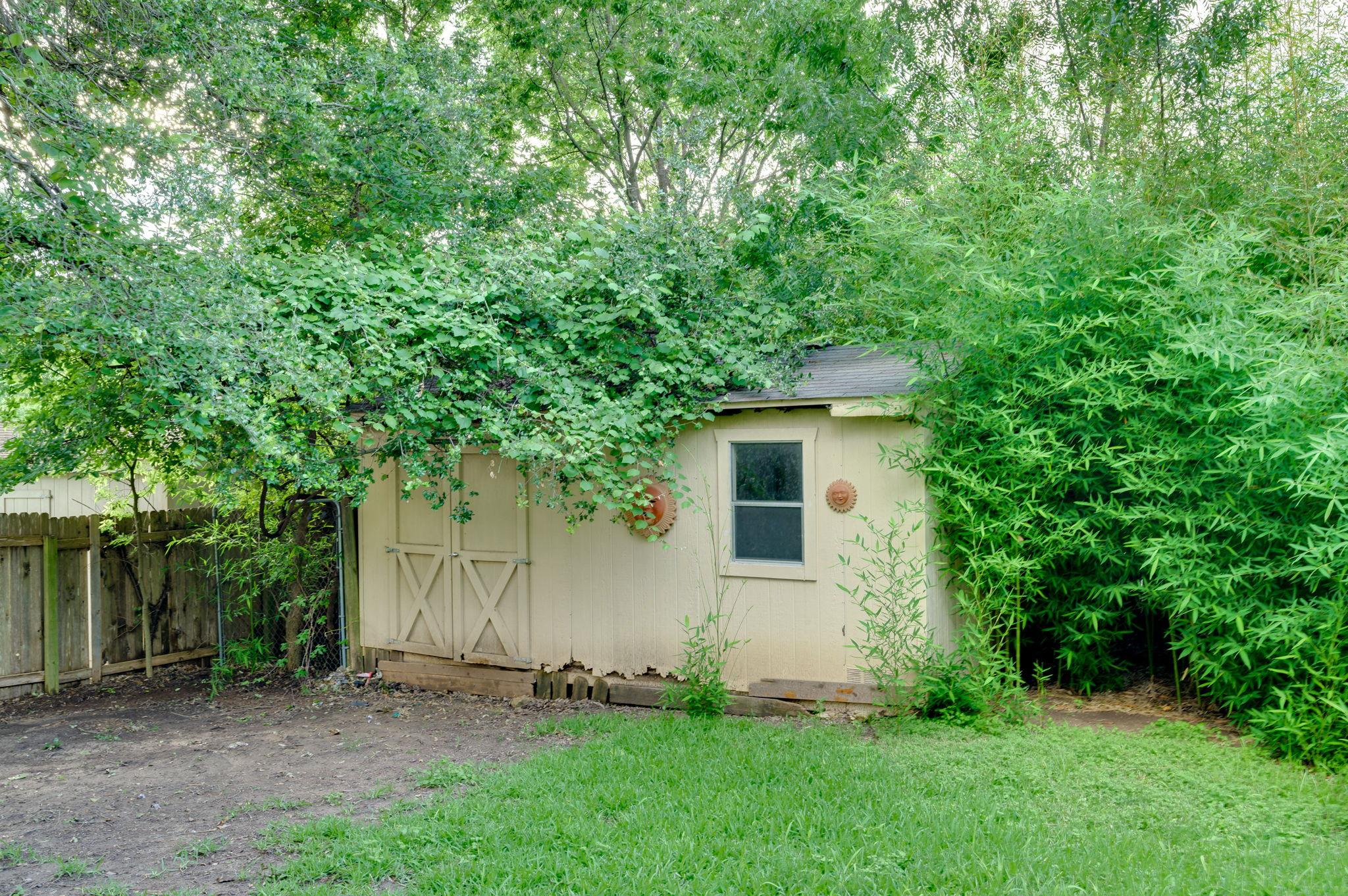 1112 Sundrop PL