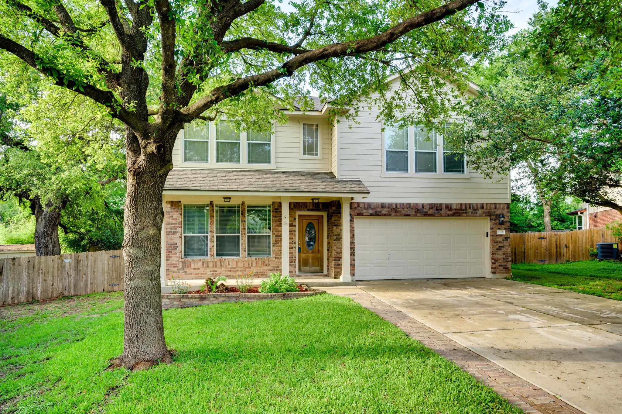 1112 Sundrop PL
