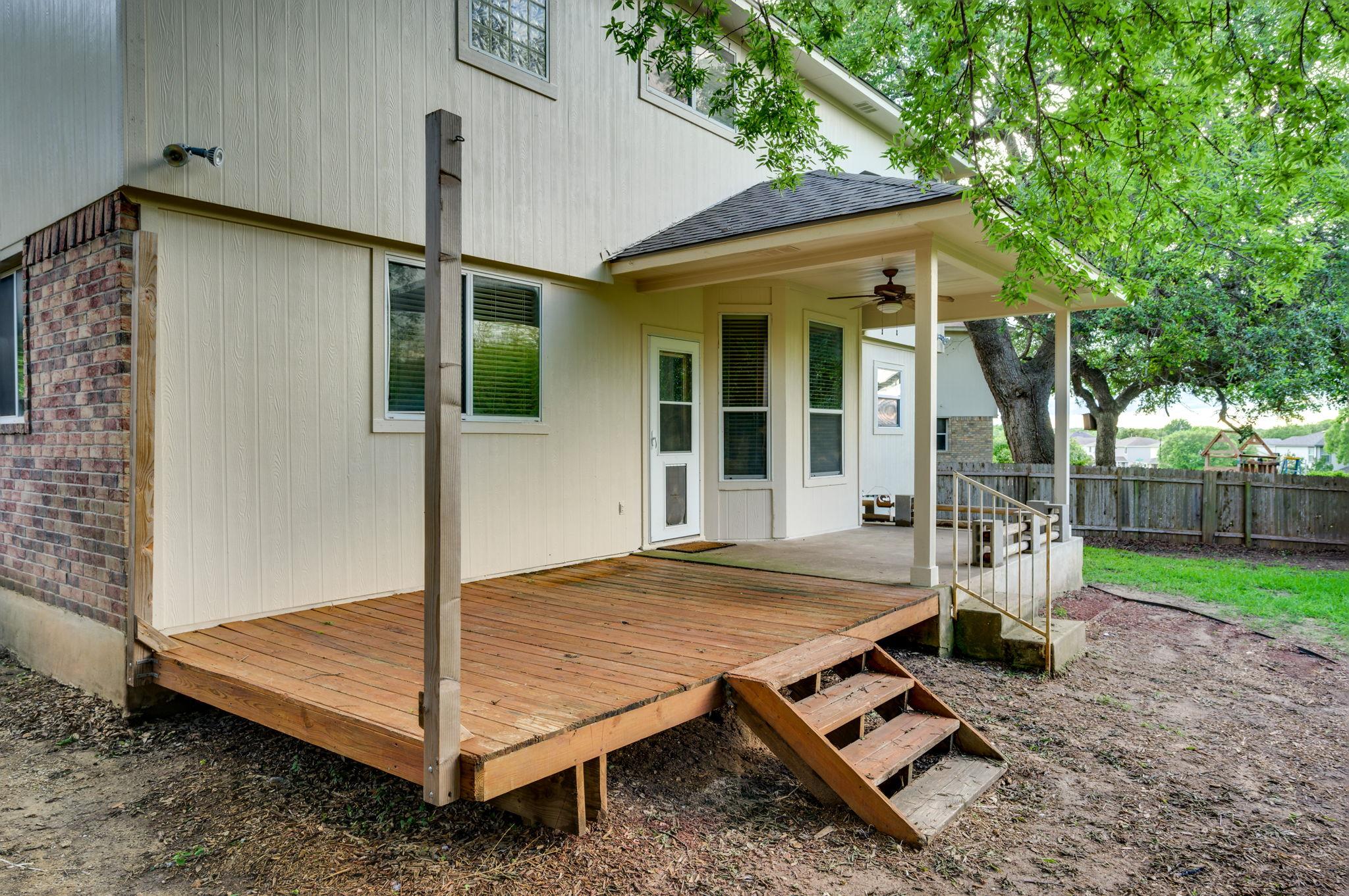 1112 Sundrop PL