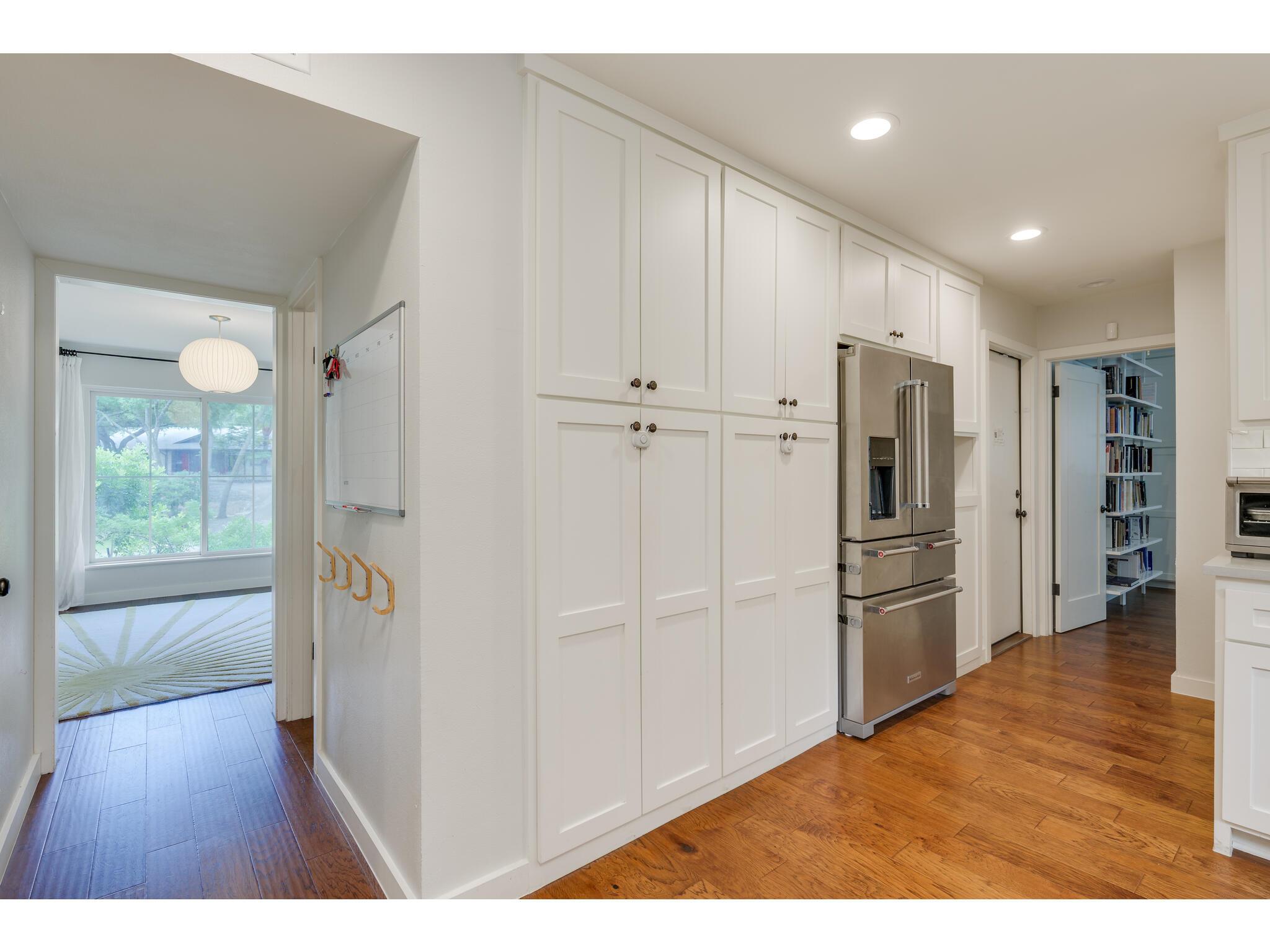 8700 Mountainwood CIR