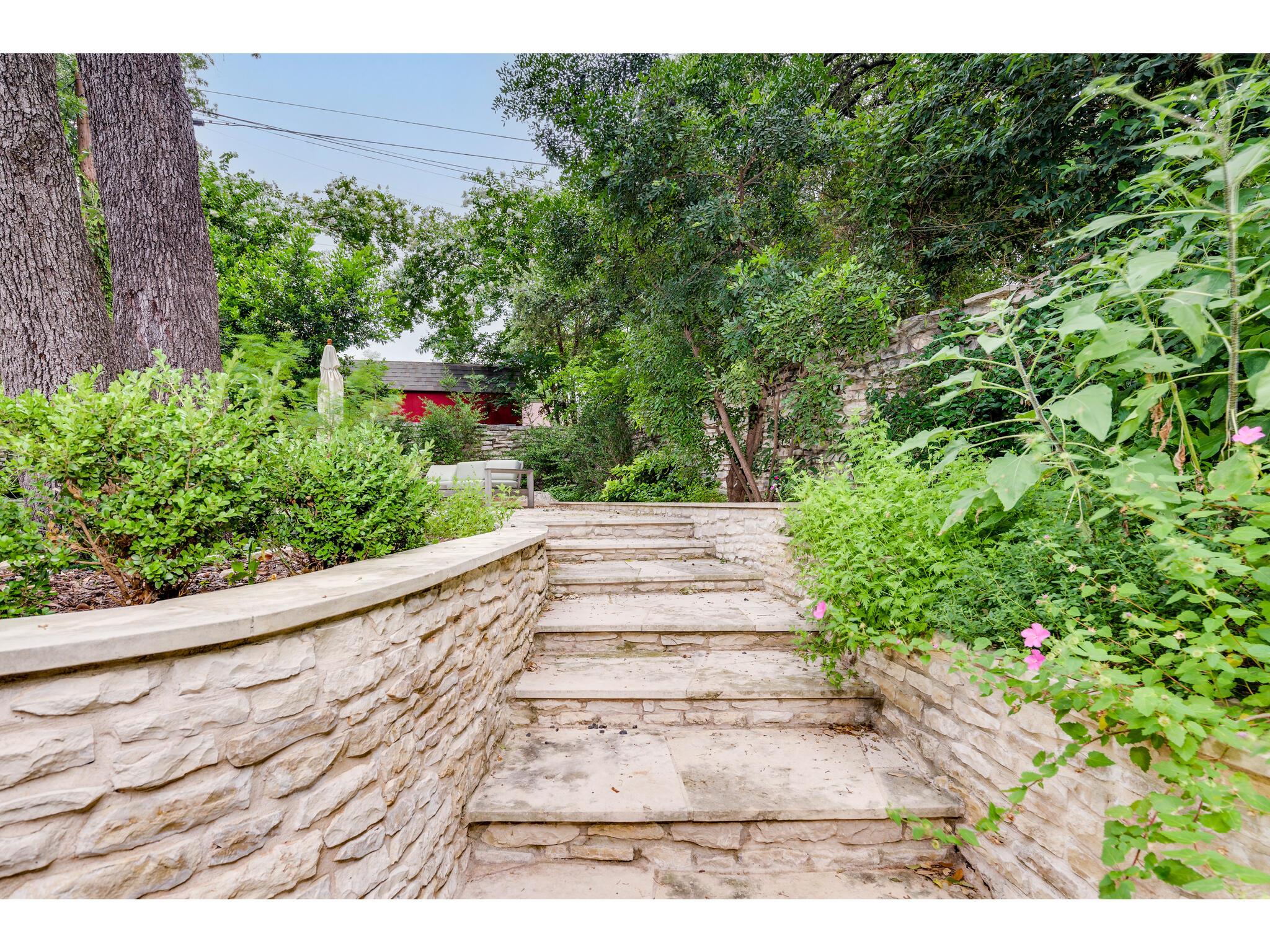 8700 Mountainwood CIR