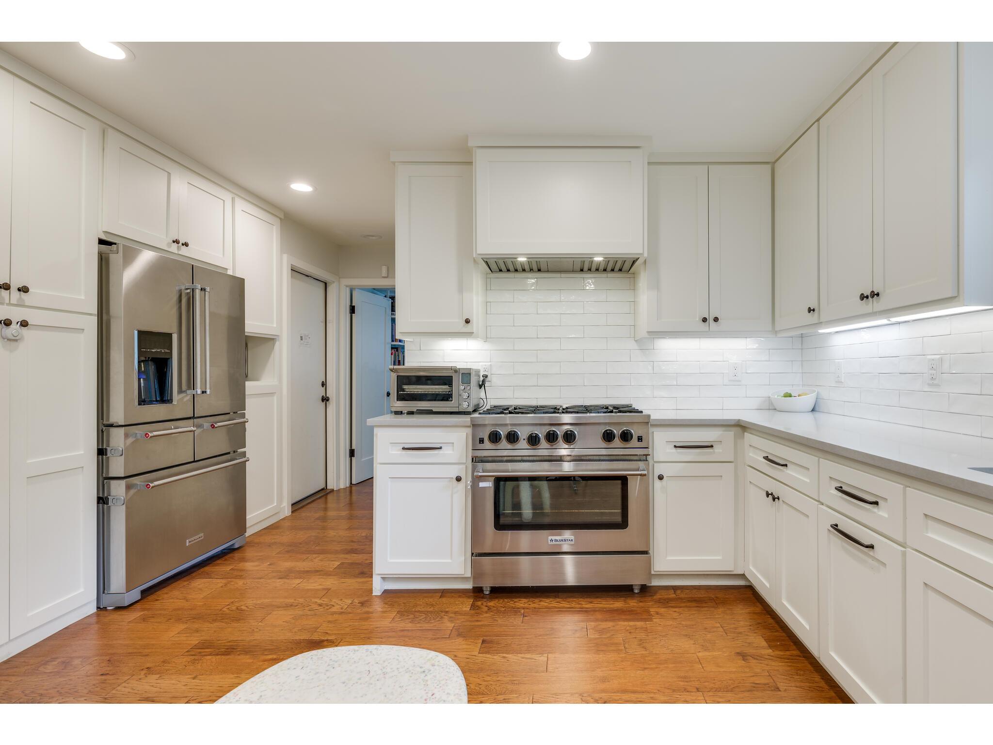 8700 Mountainwood CIR