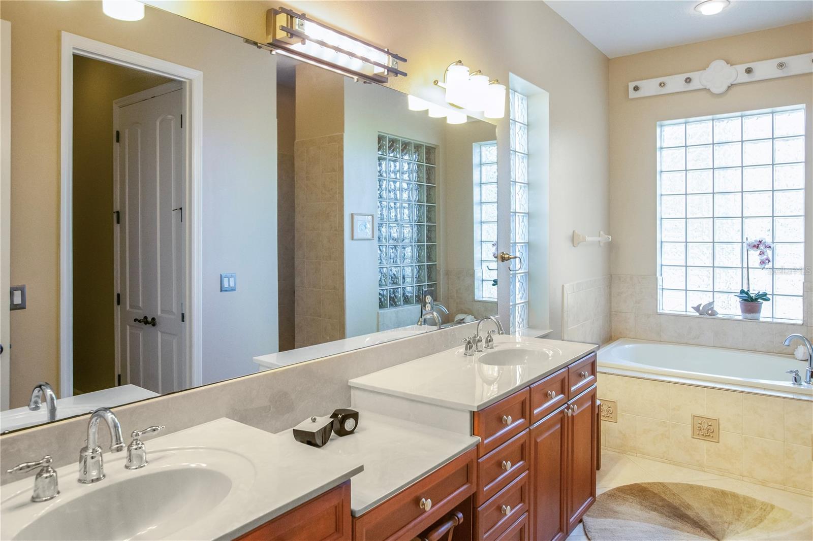 3213 Site To See Ave 