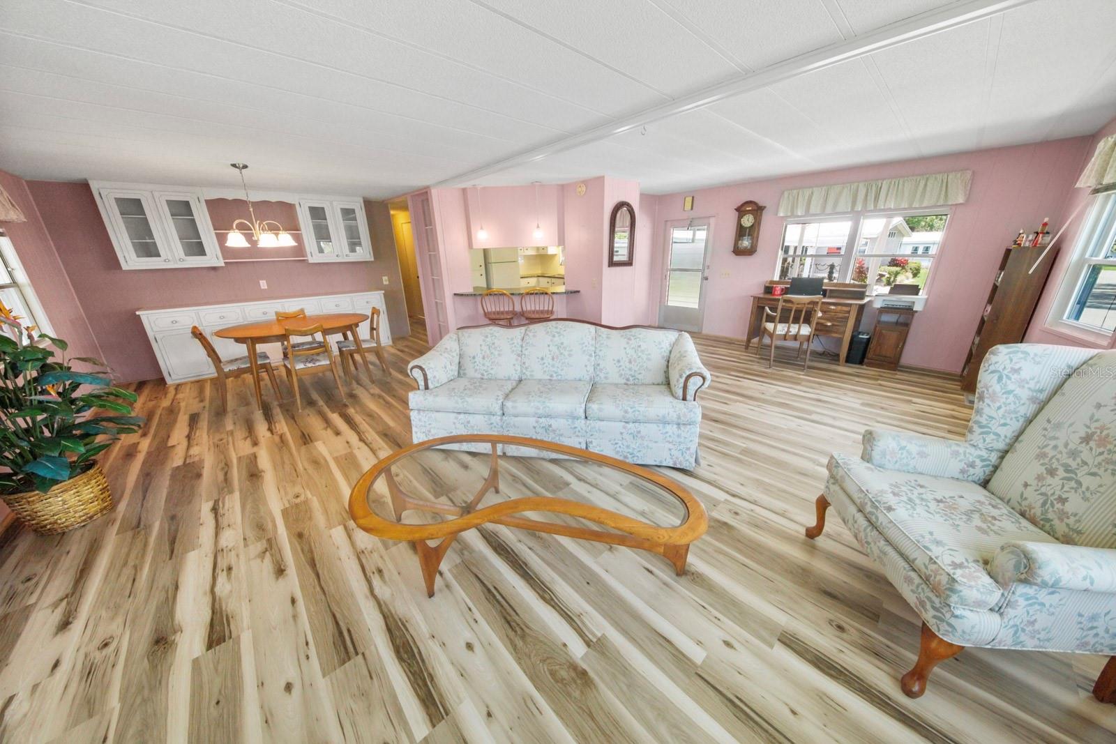 157 Bougainvillea Dr 