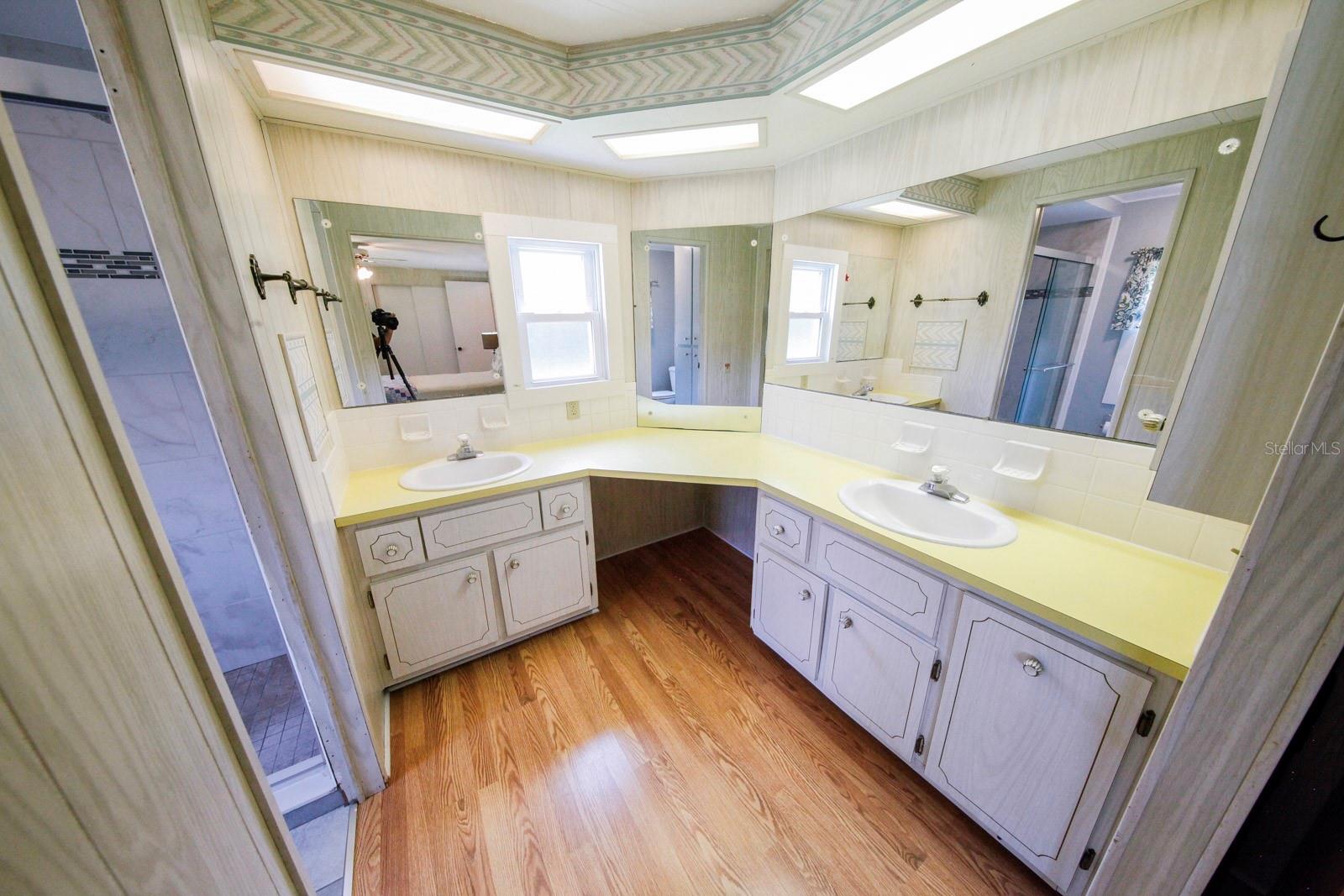 157 Bougainvillea Dr 