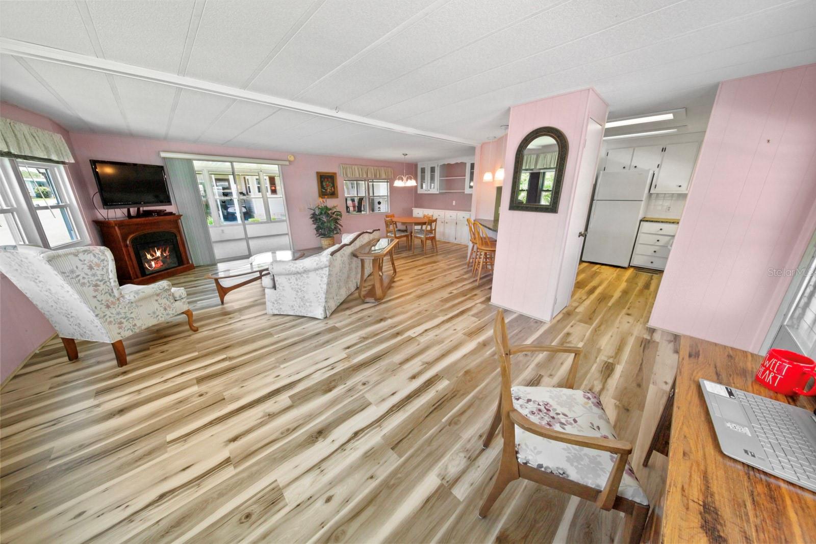 157 Bougainvillea Dr 