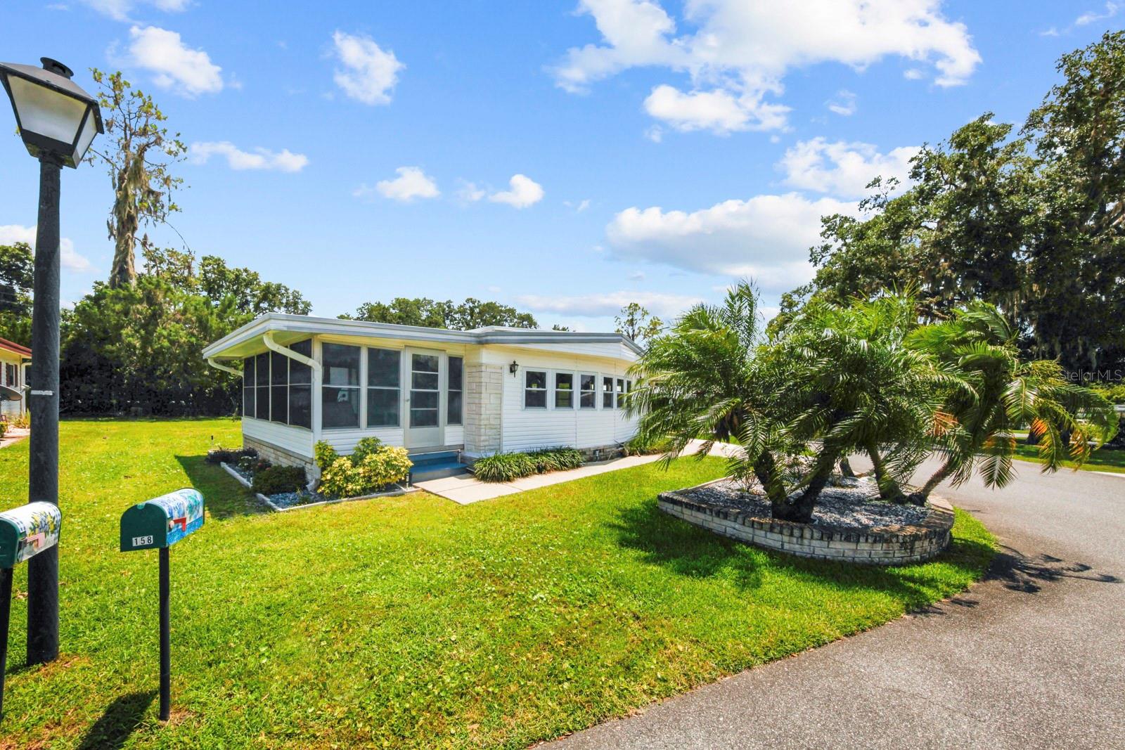 157 Bougainvillea Dr 