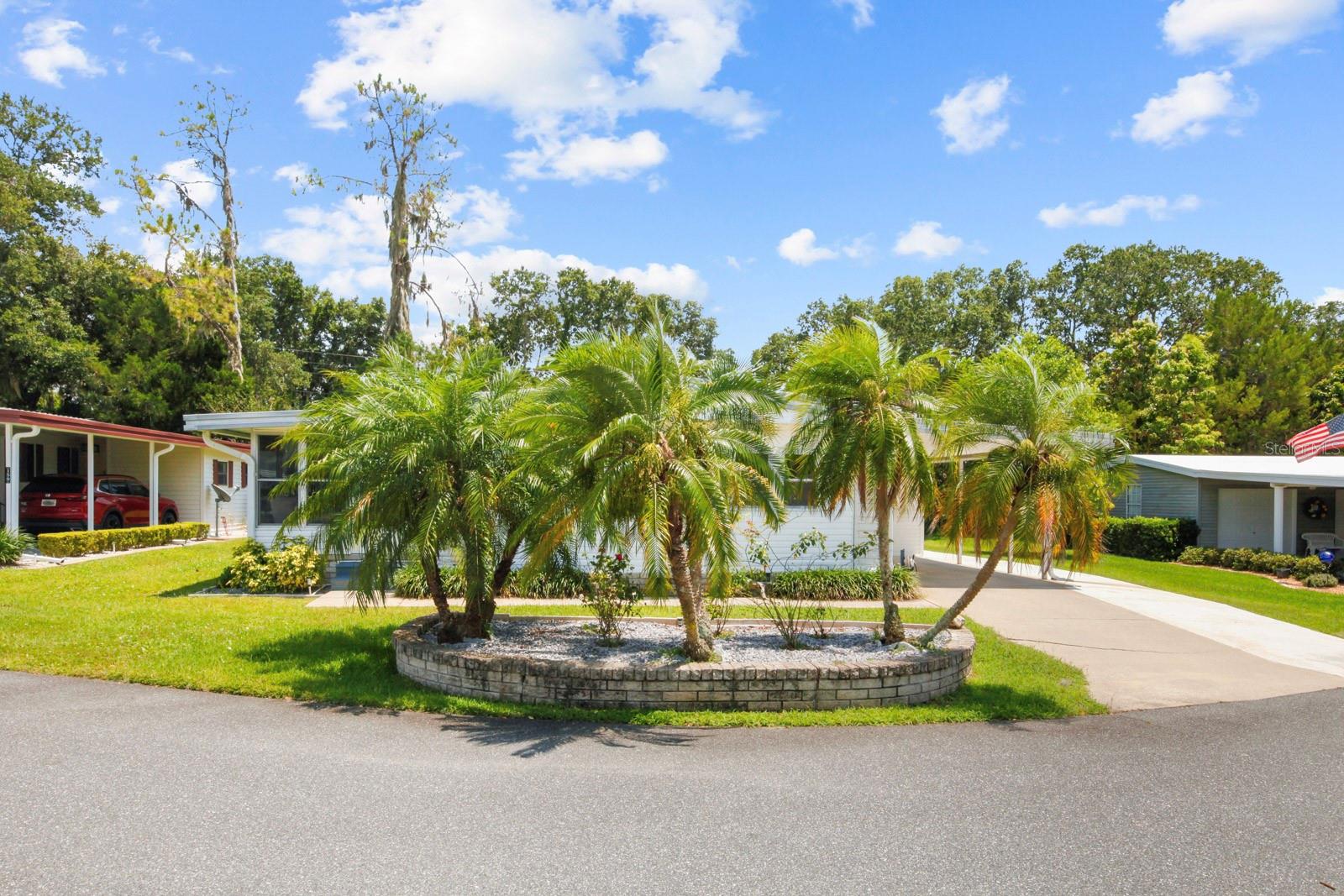 157 Bougainvillea Dr 