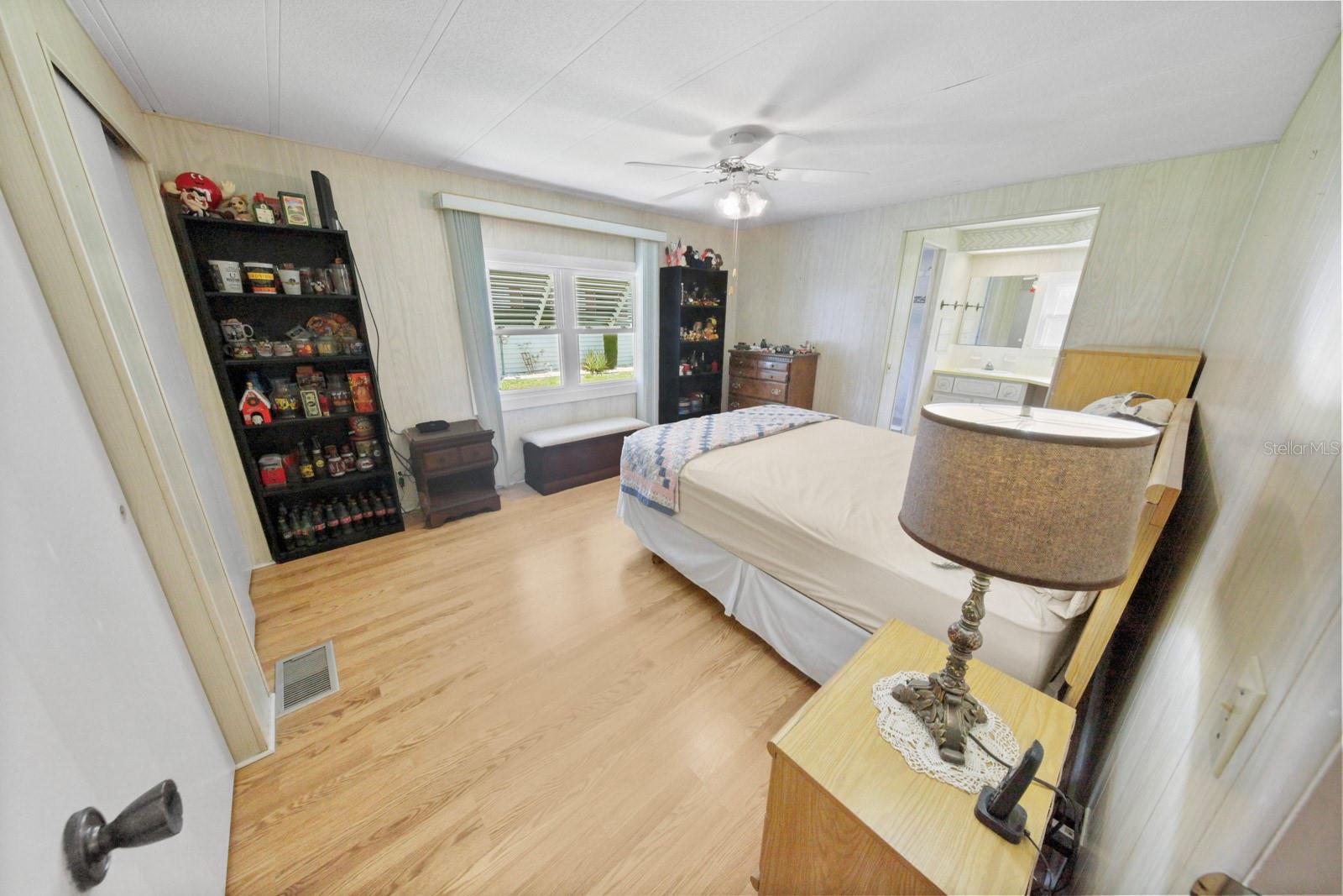 157 Bougainvillea Dr 